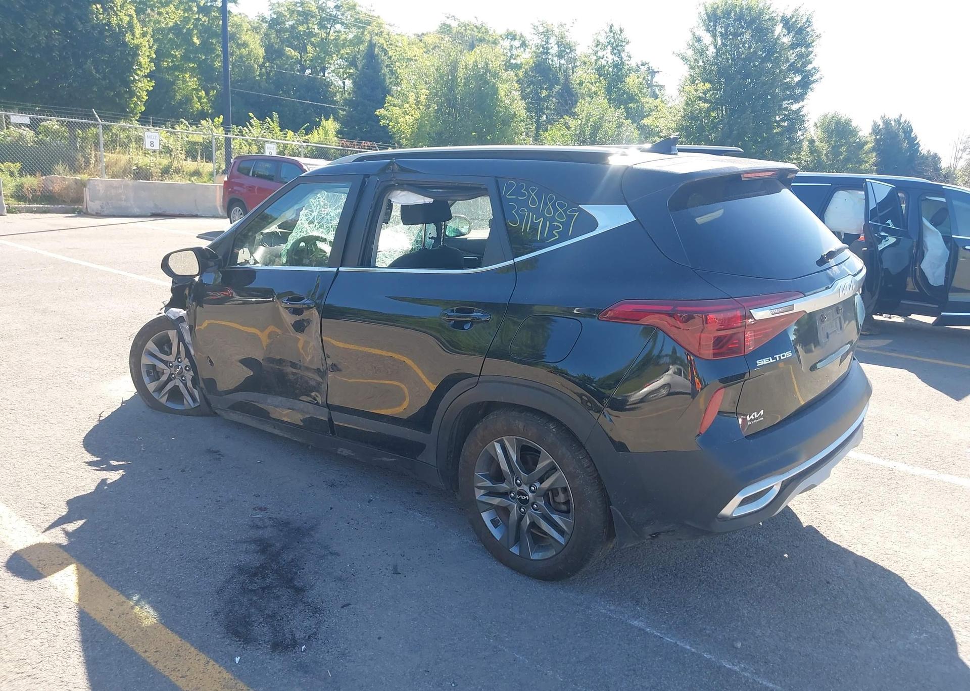 2023 KIA SELTOS S