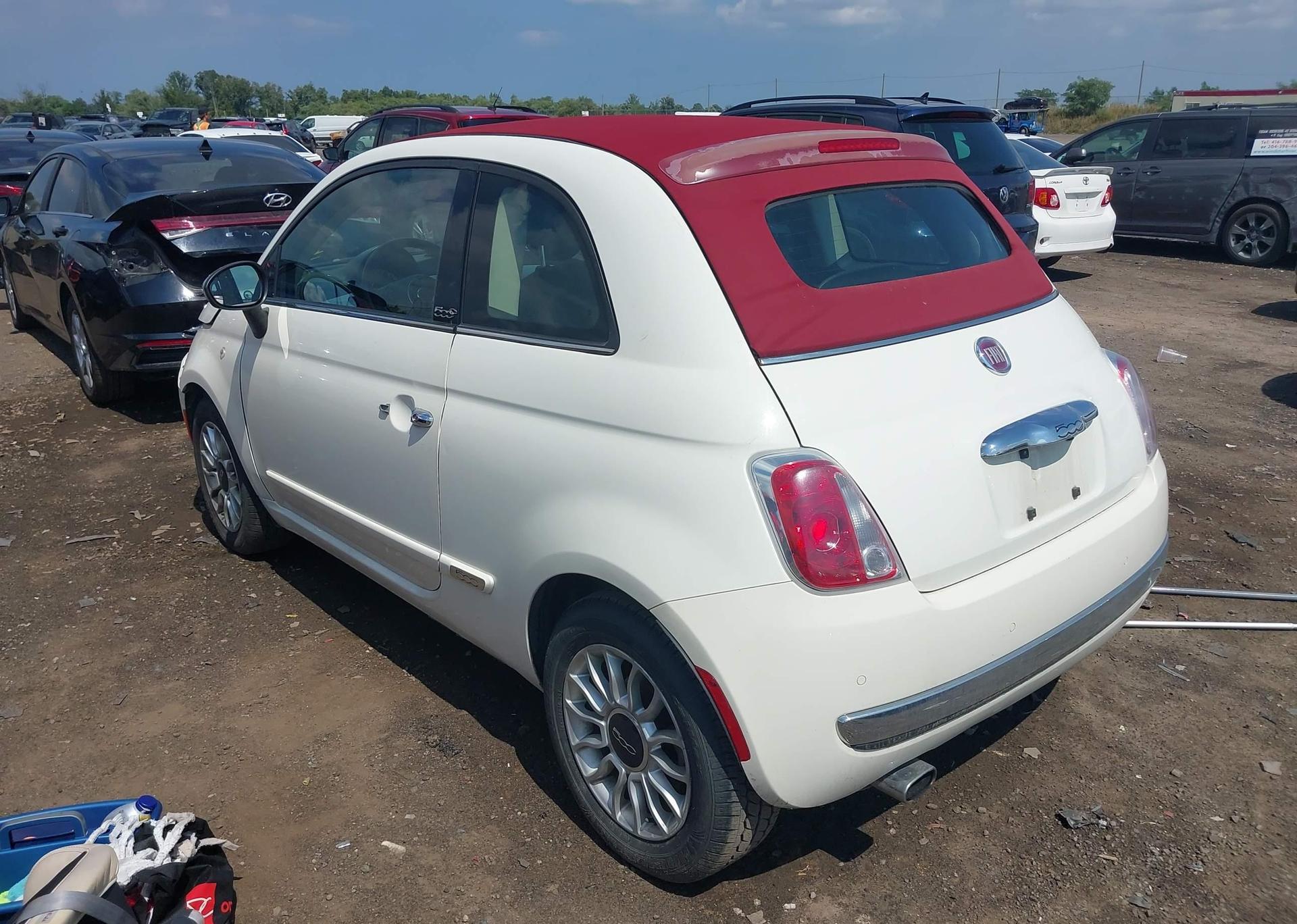2012 FIAT 500 LOUNGE