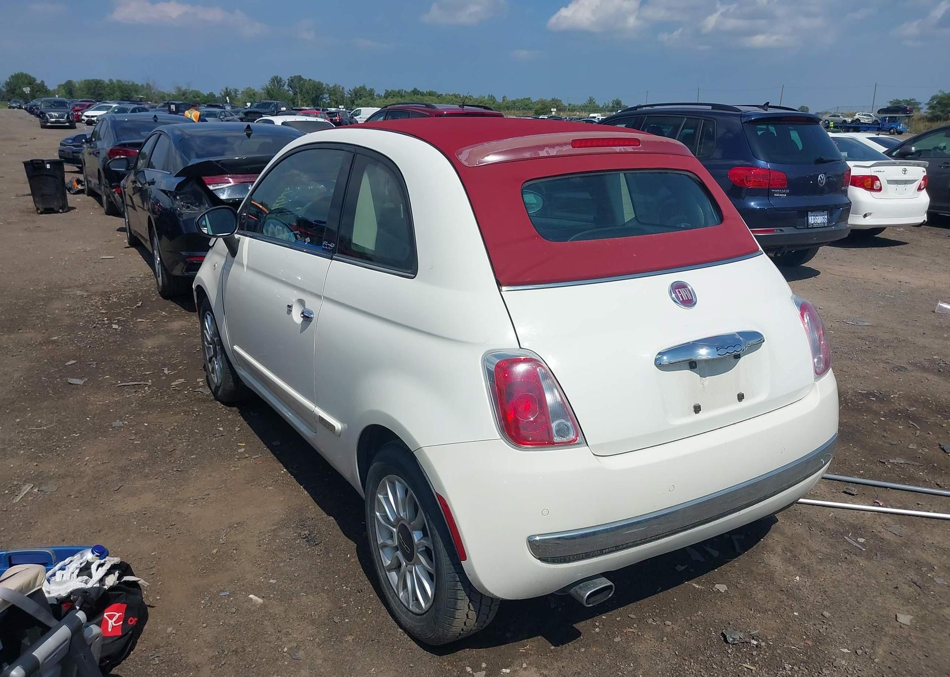 2012 FIAT 500 LOUNGE