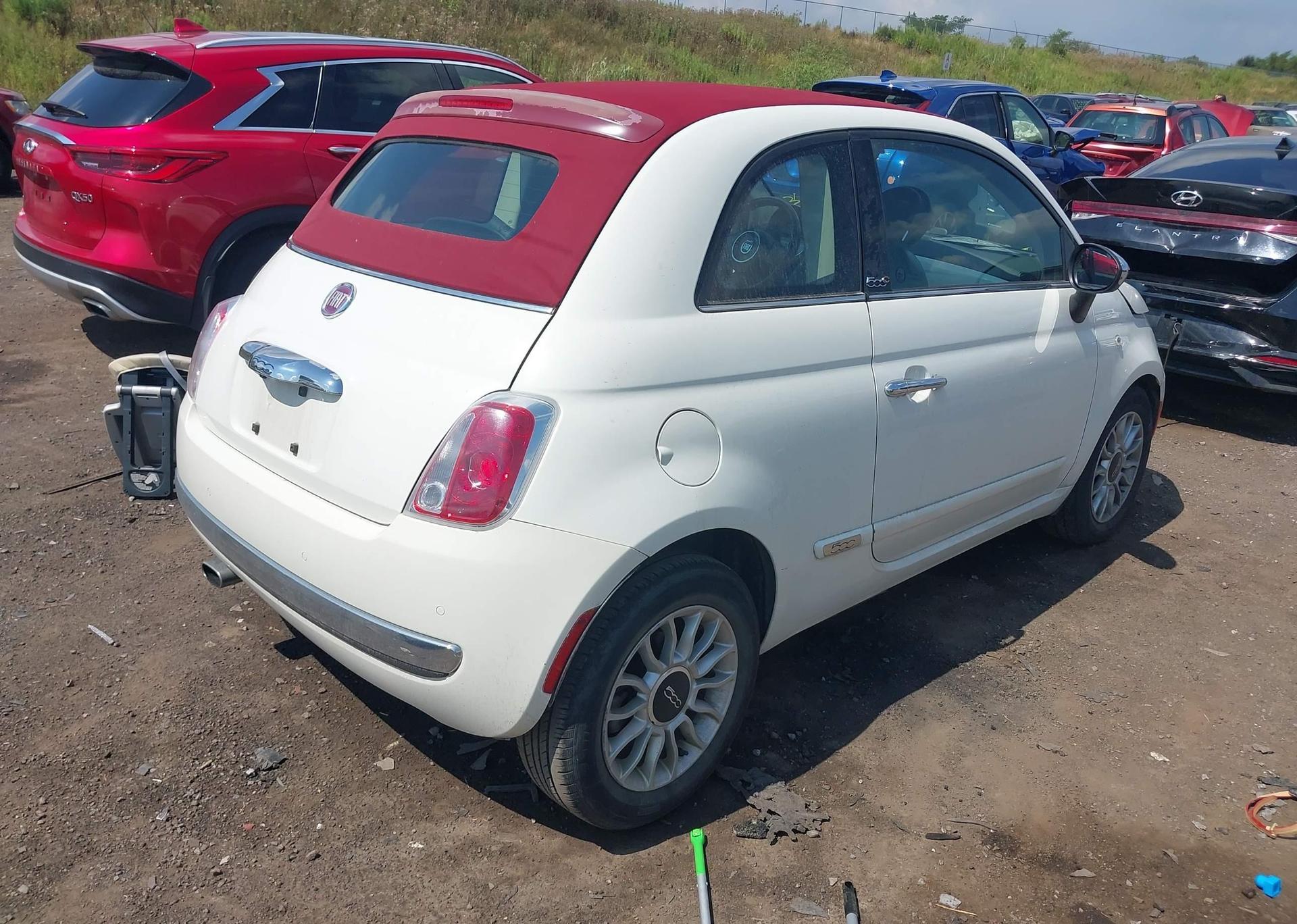 2012 FIAT 500 LOUNGE