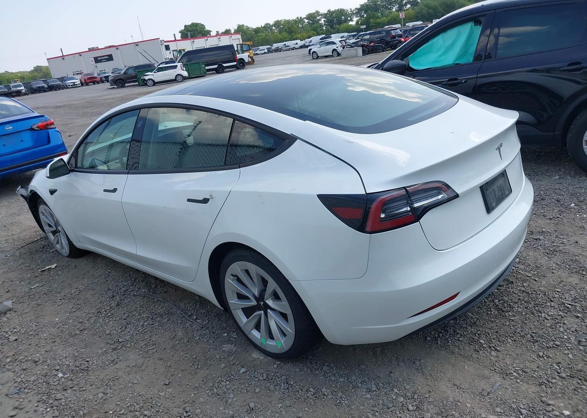 2023 TESLA MODEL 3