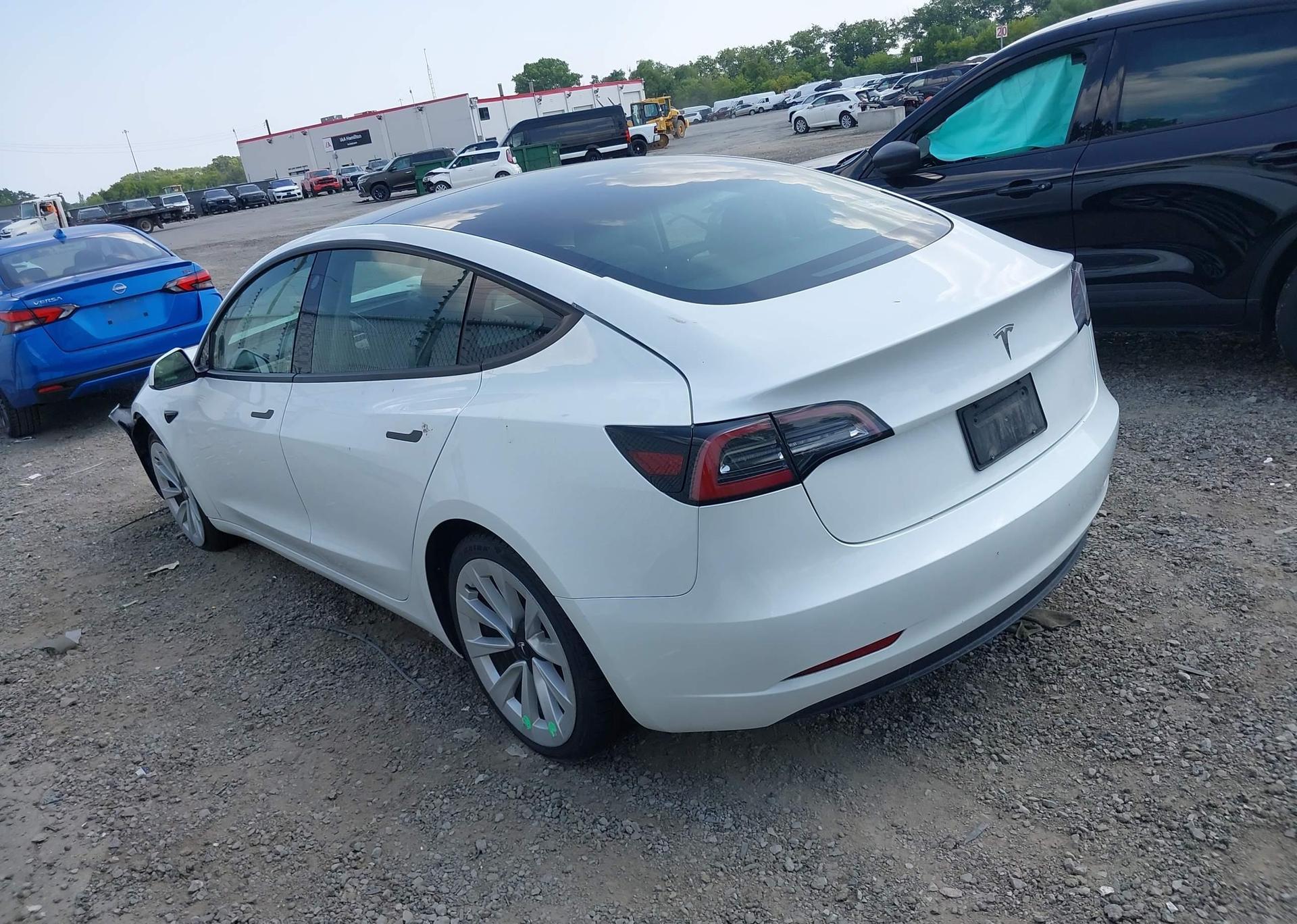 2023 TESLA MODEL 3