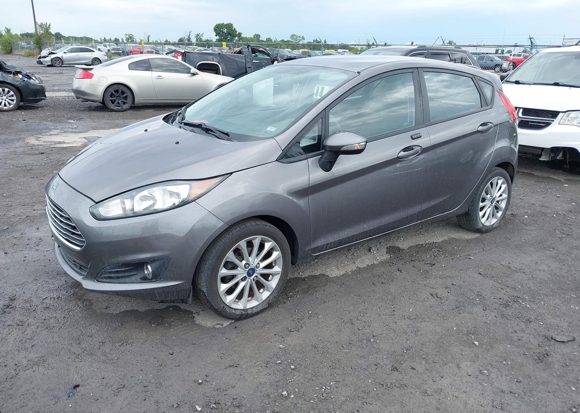 2014 FORD FIESTA SE