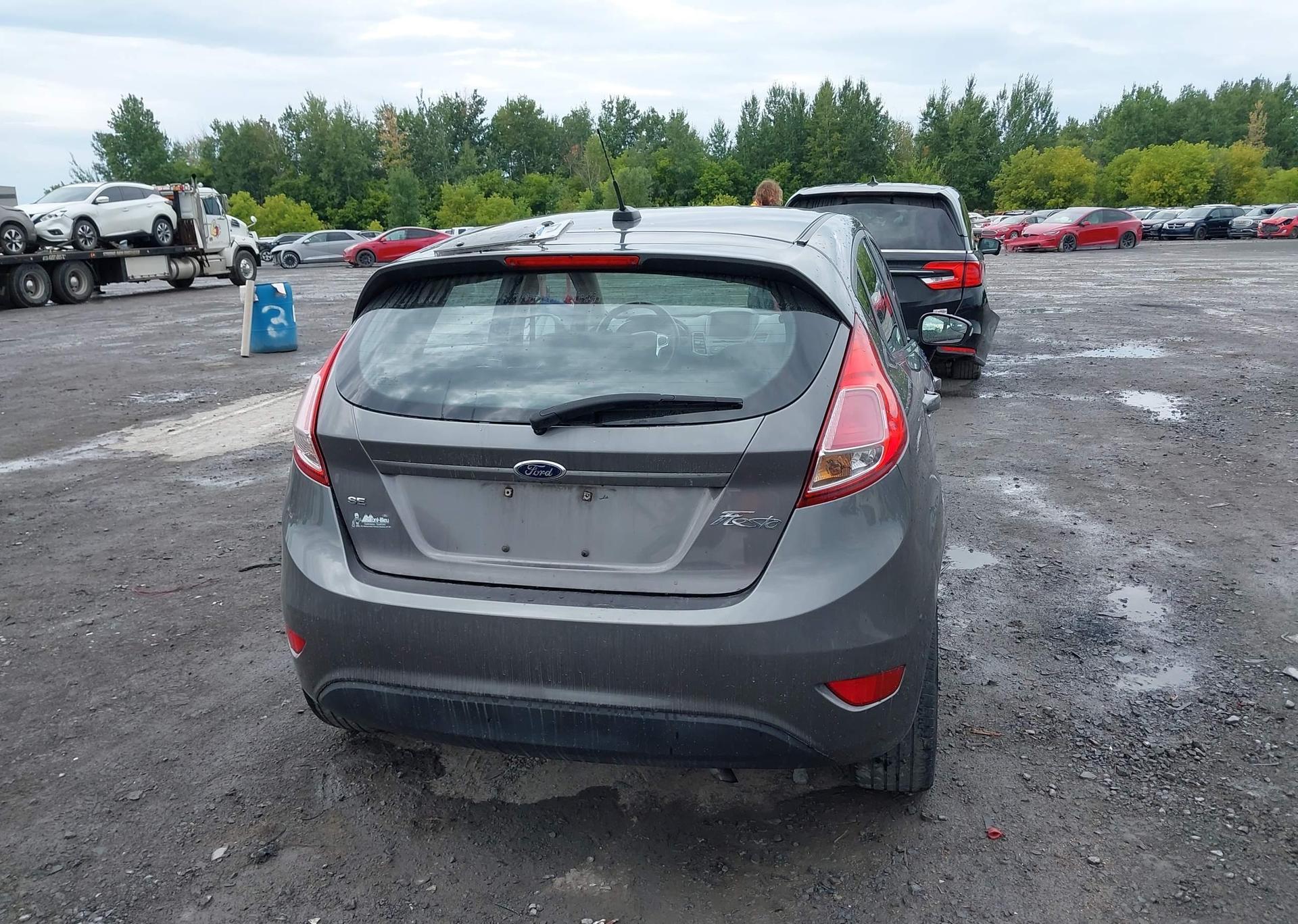 2014 FORD FIESTA SE