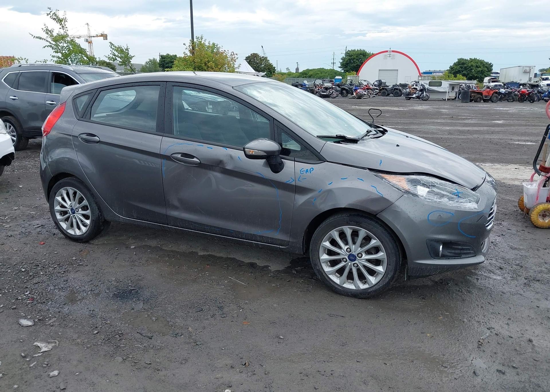 2014 FORD FIESTA SE