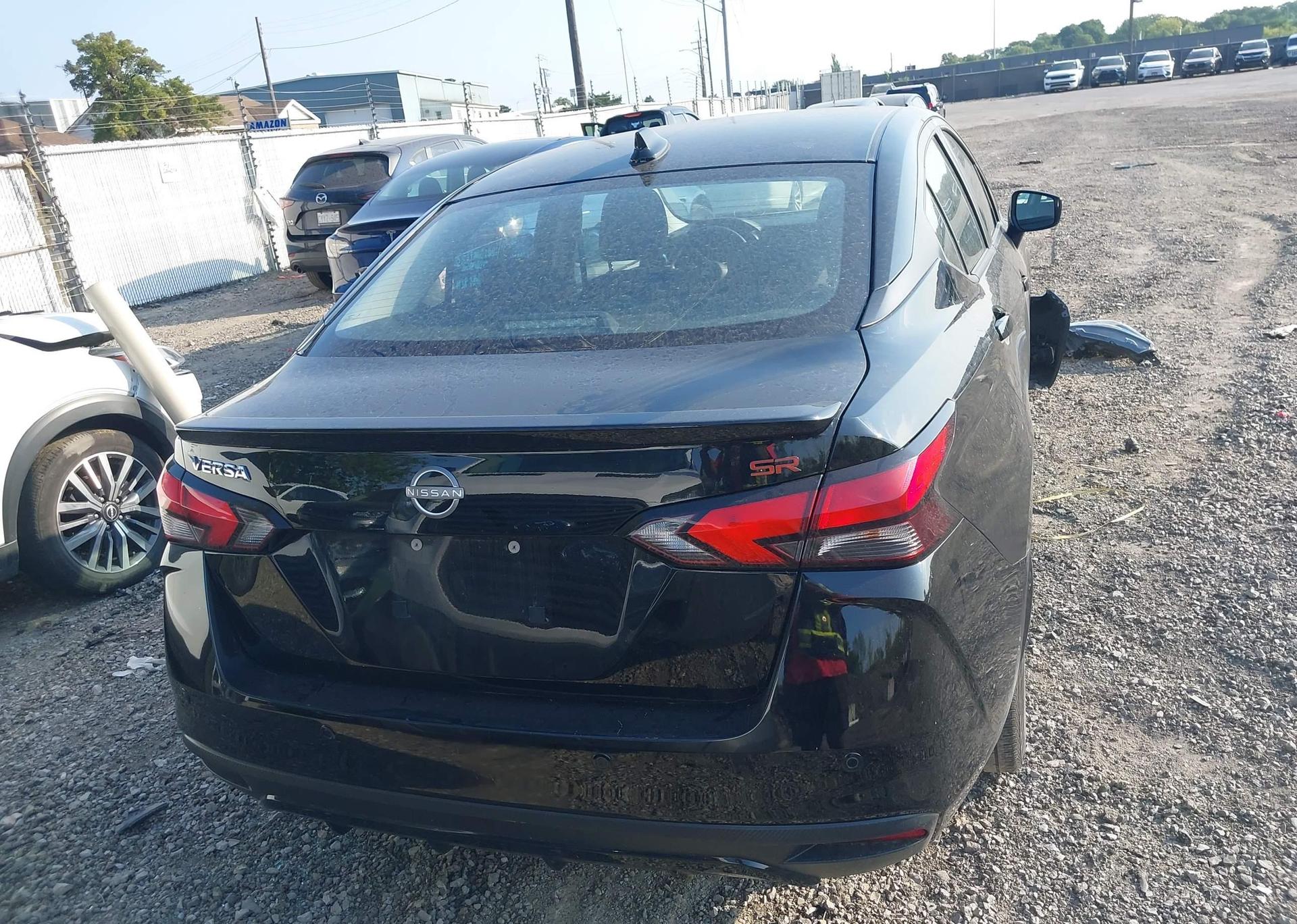 2023 NISSAN VERSA SR