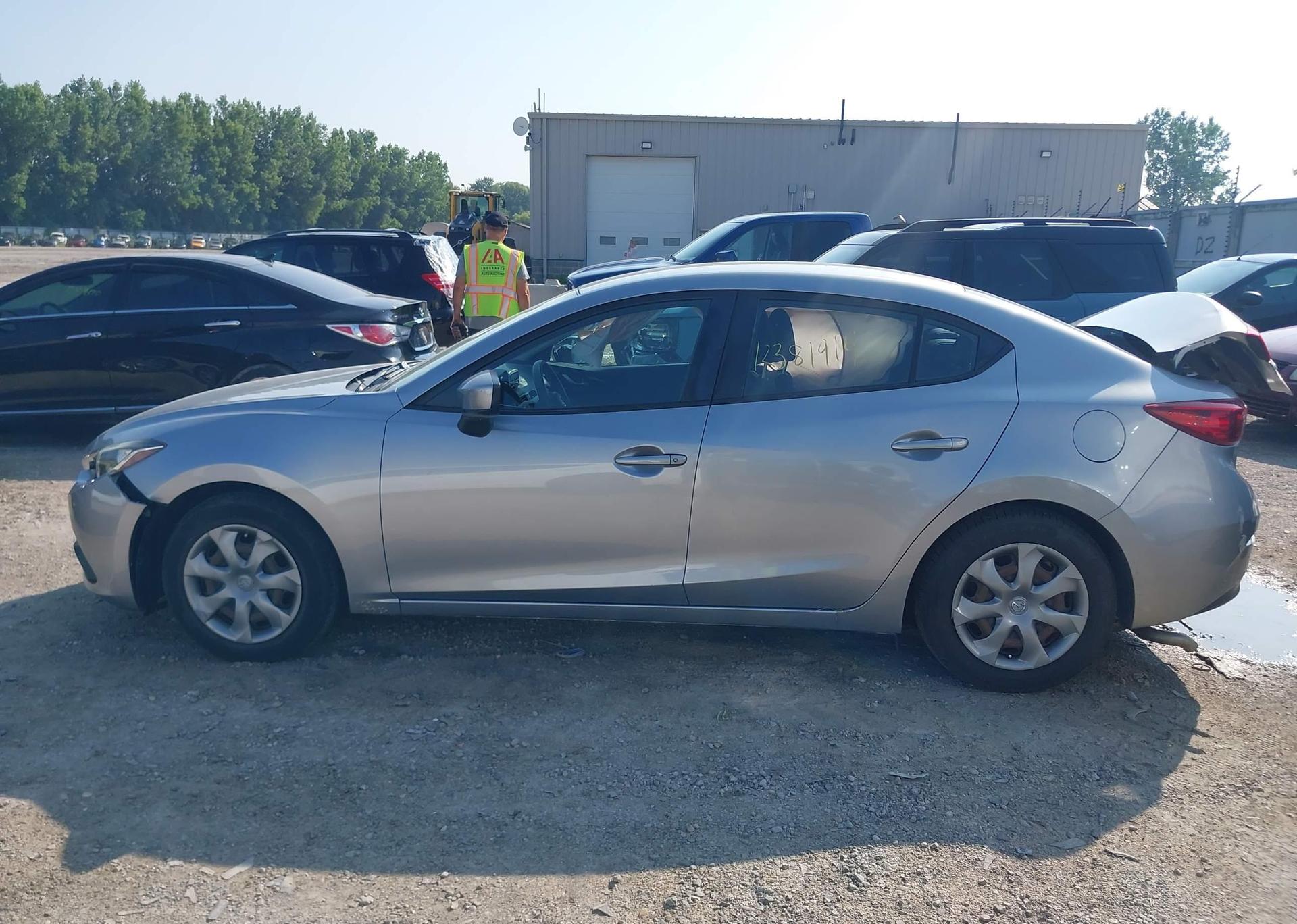 2014 MAZDA MAZDA3 GX-SKY