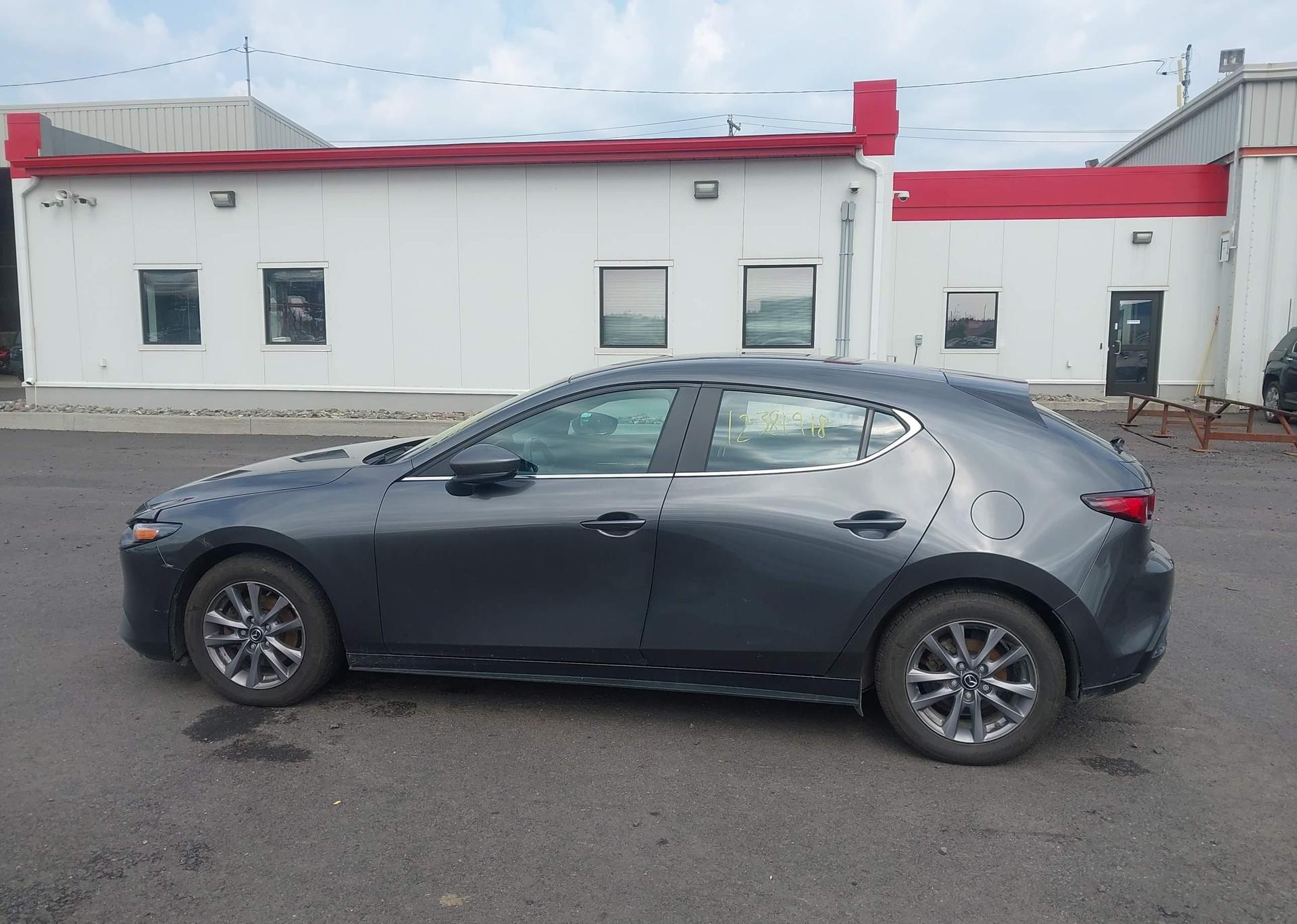 2023 MAZDA 3 PREFERRED