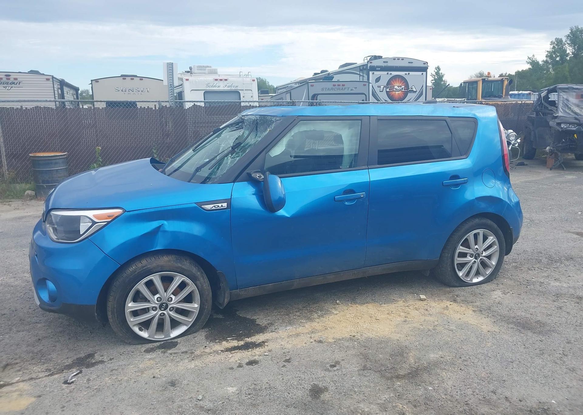 2019 KIA SOUL +