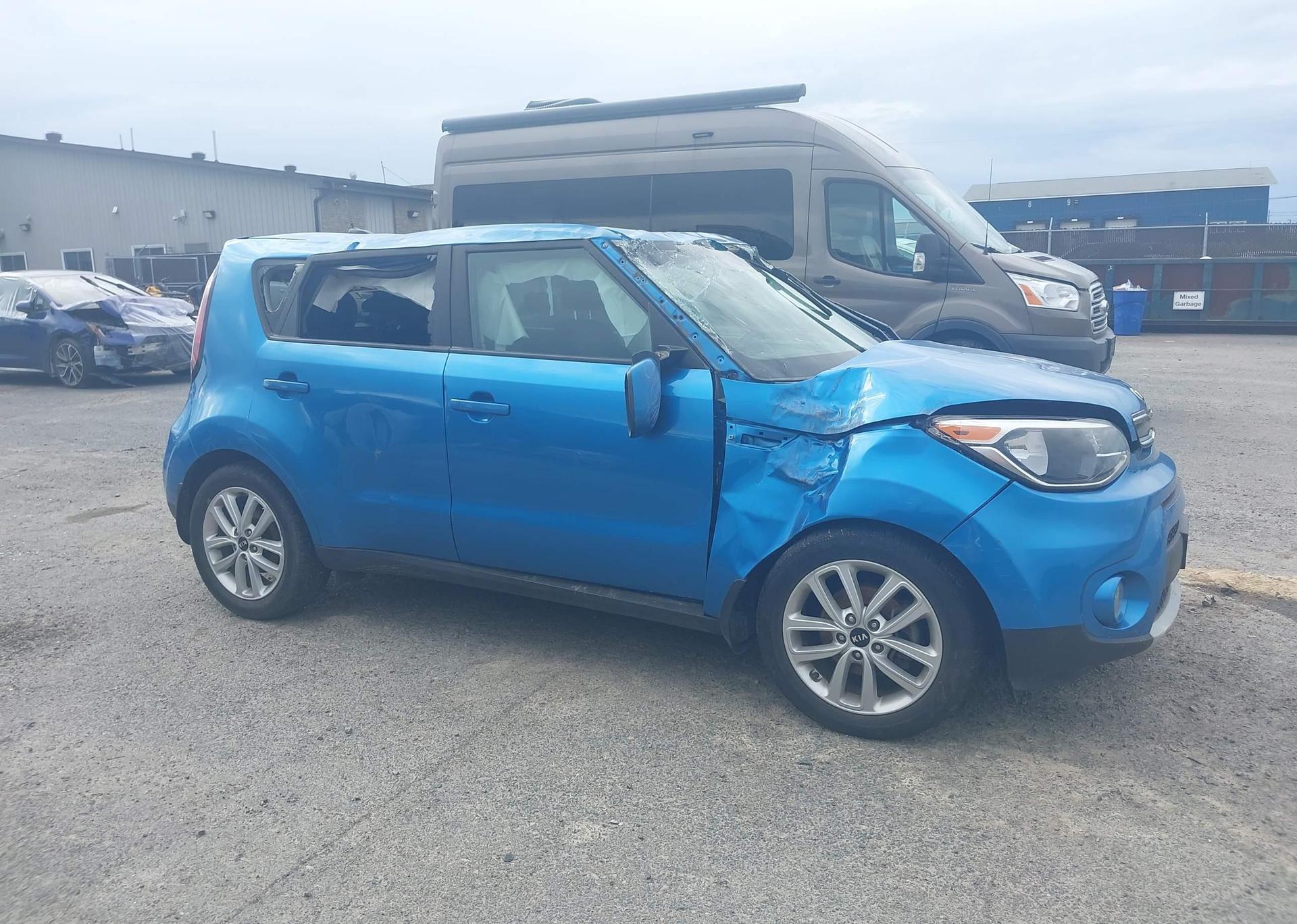 2019 KIA SOUL +
