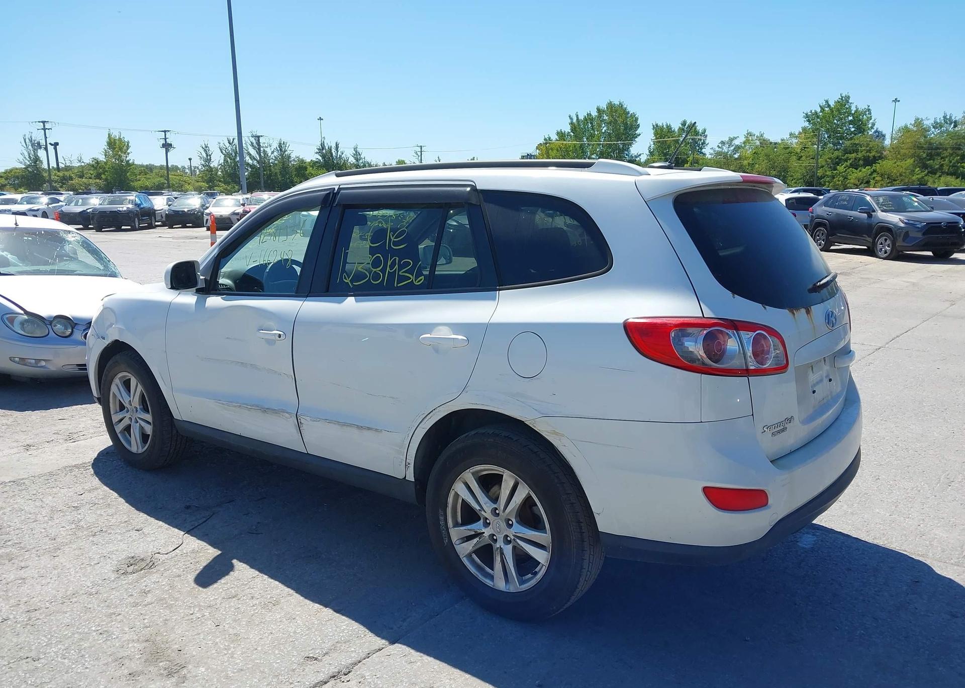 2012 HYUNDAI SANTA FE GLS