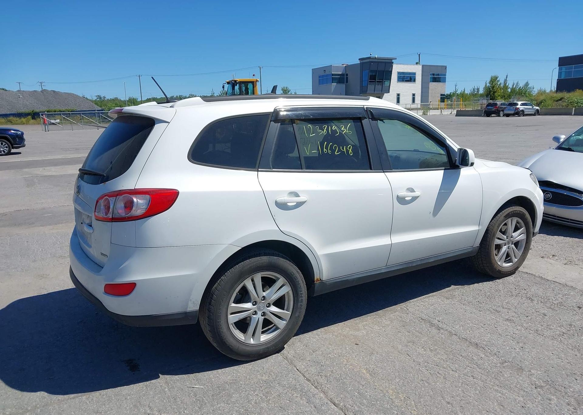 2012 HYUNDAI SANTA FE GLS