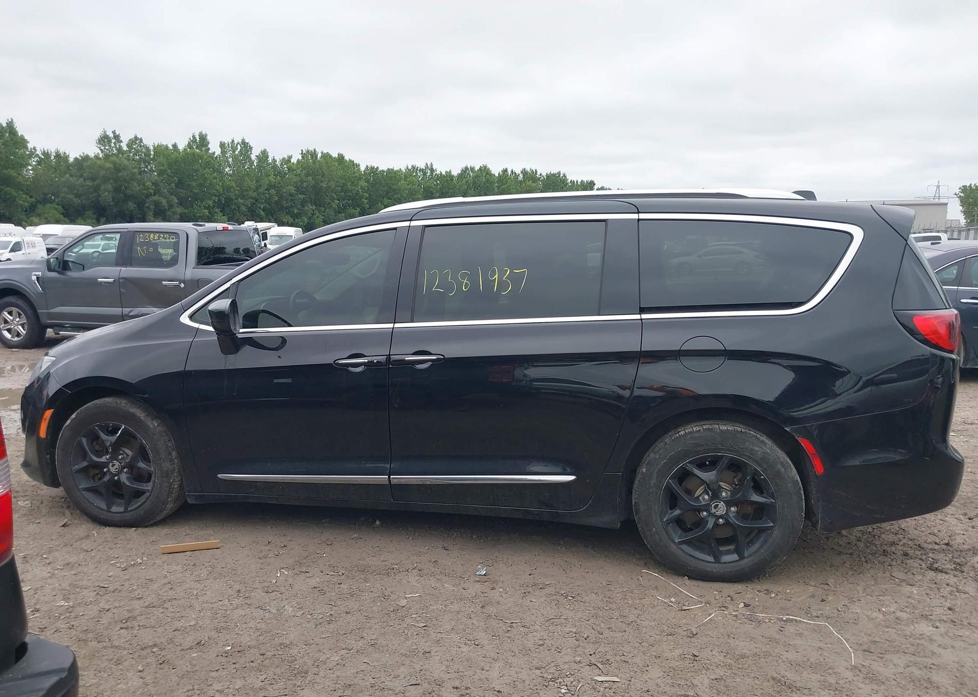 2018 CHRYSLER PACIFICA TOURING-L PLUS