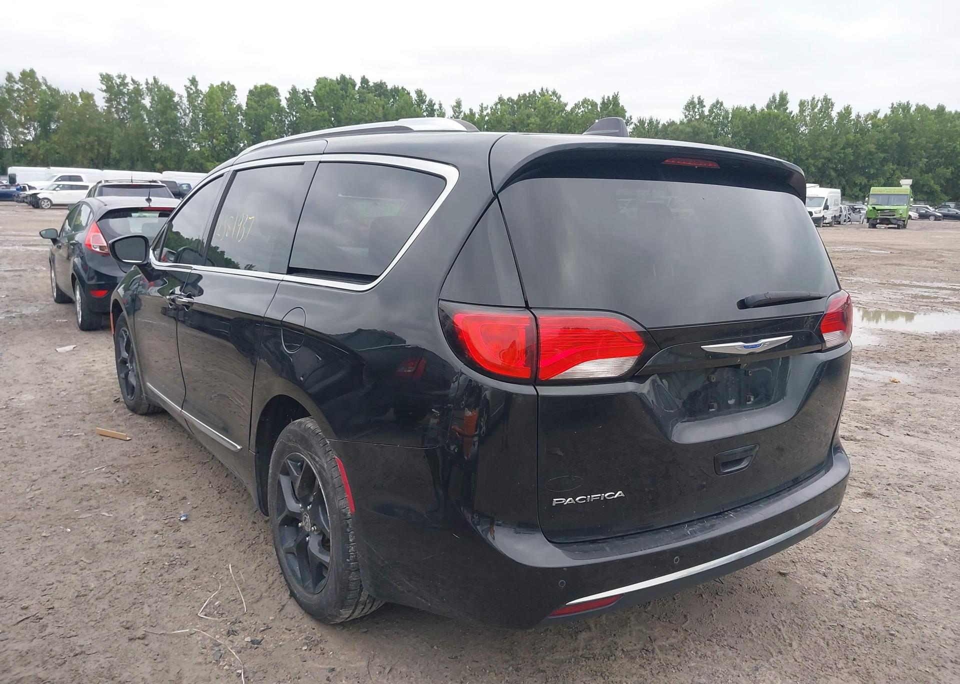 2018 CHRYSLER PACIFICA TOURING-L PLUS