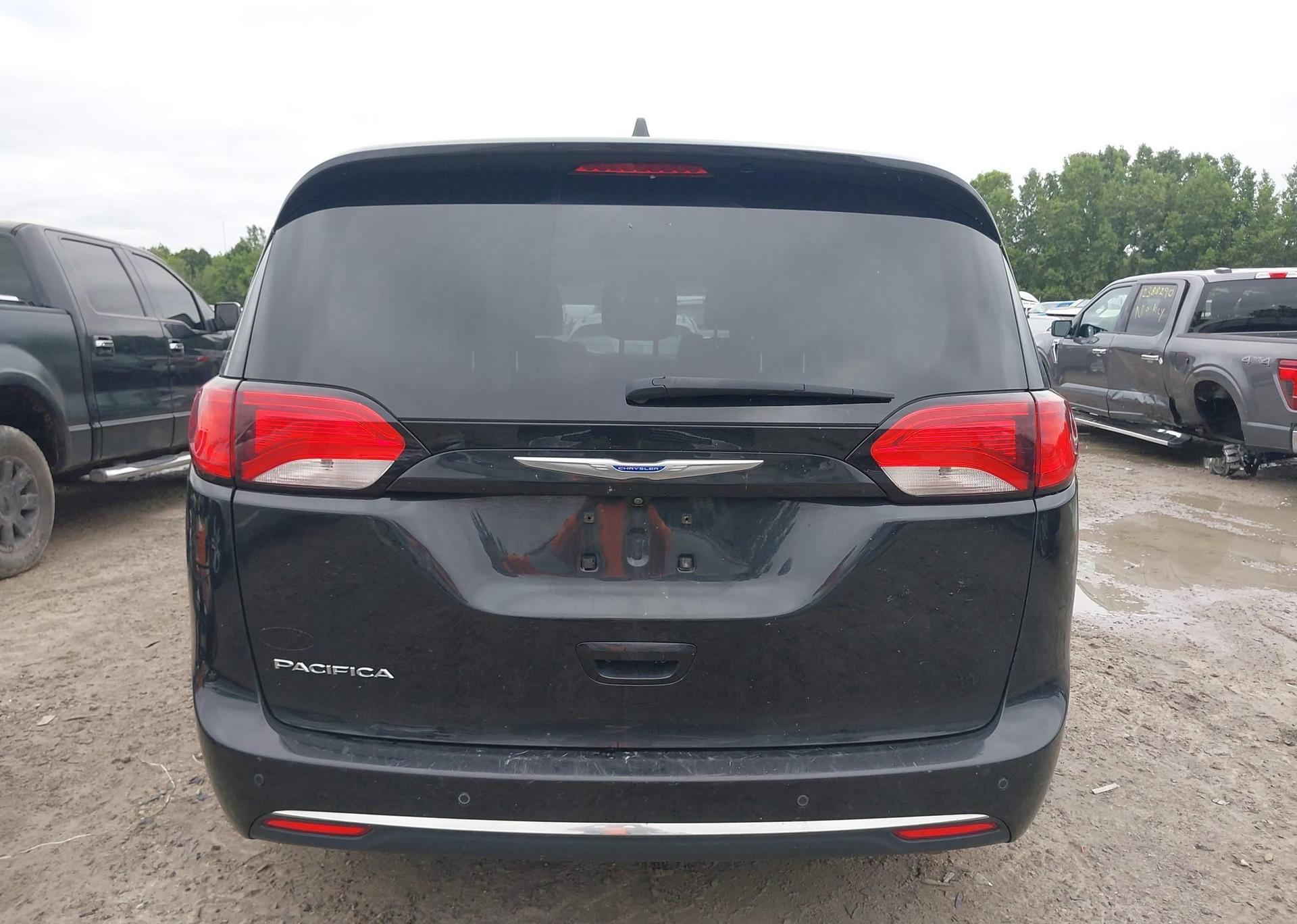 2018 CHRYSLER PACIFICA TOURING-L PLUS