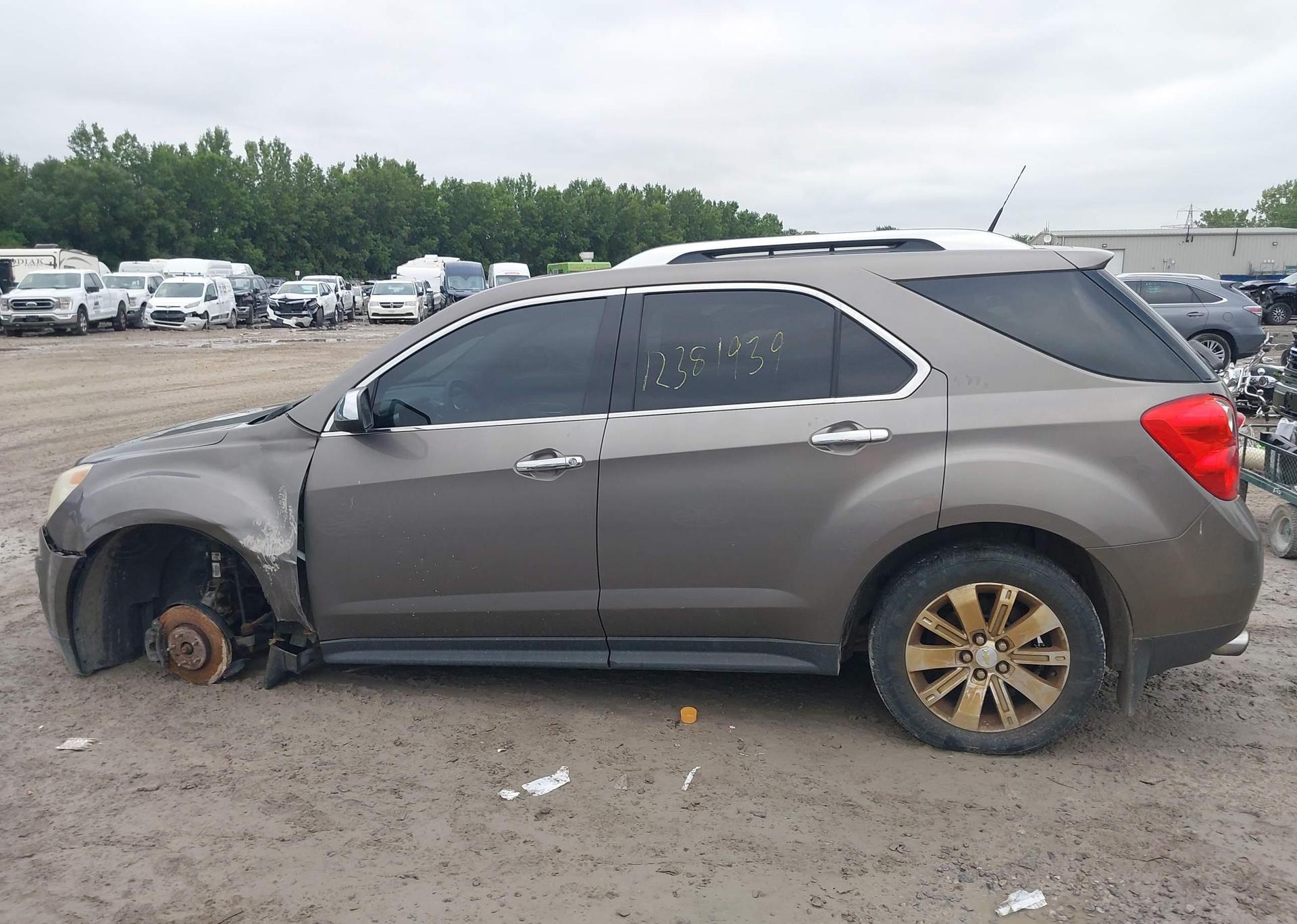 2010 CHEVROLET EQUINOX LT
