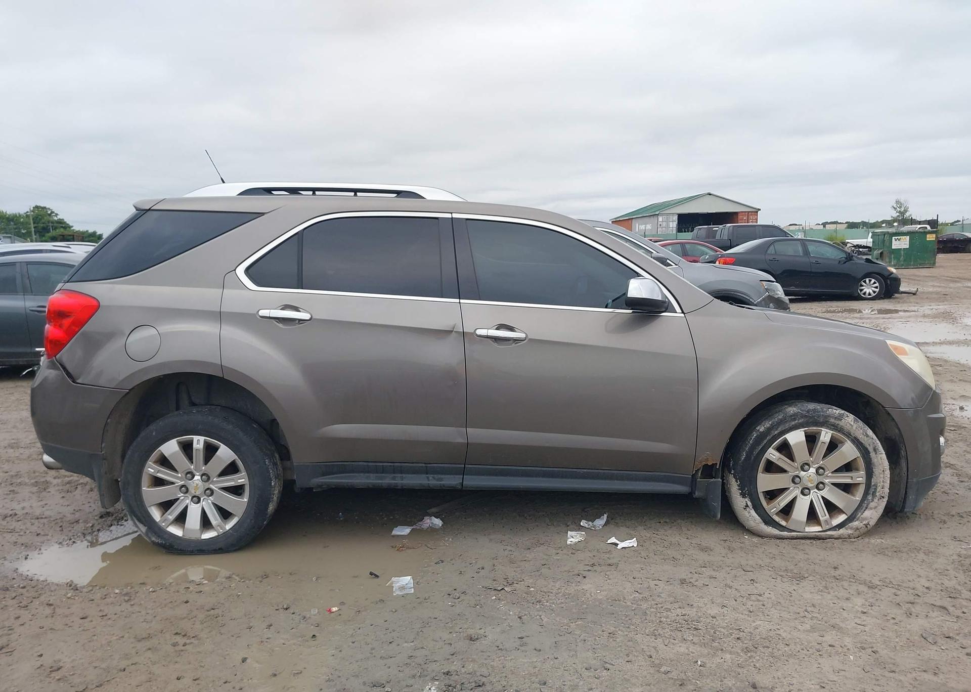 2010 CHEVROLET EQUINOX LT