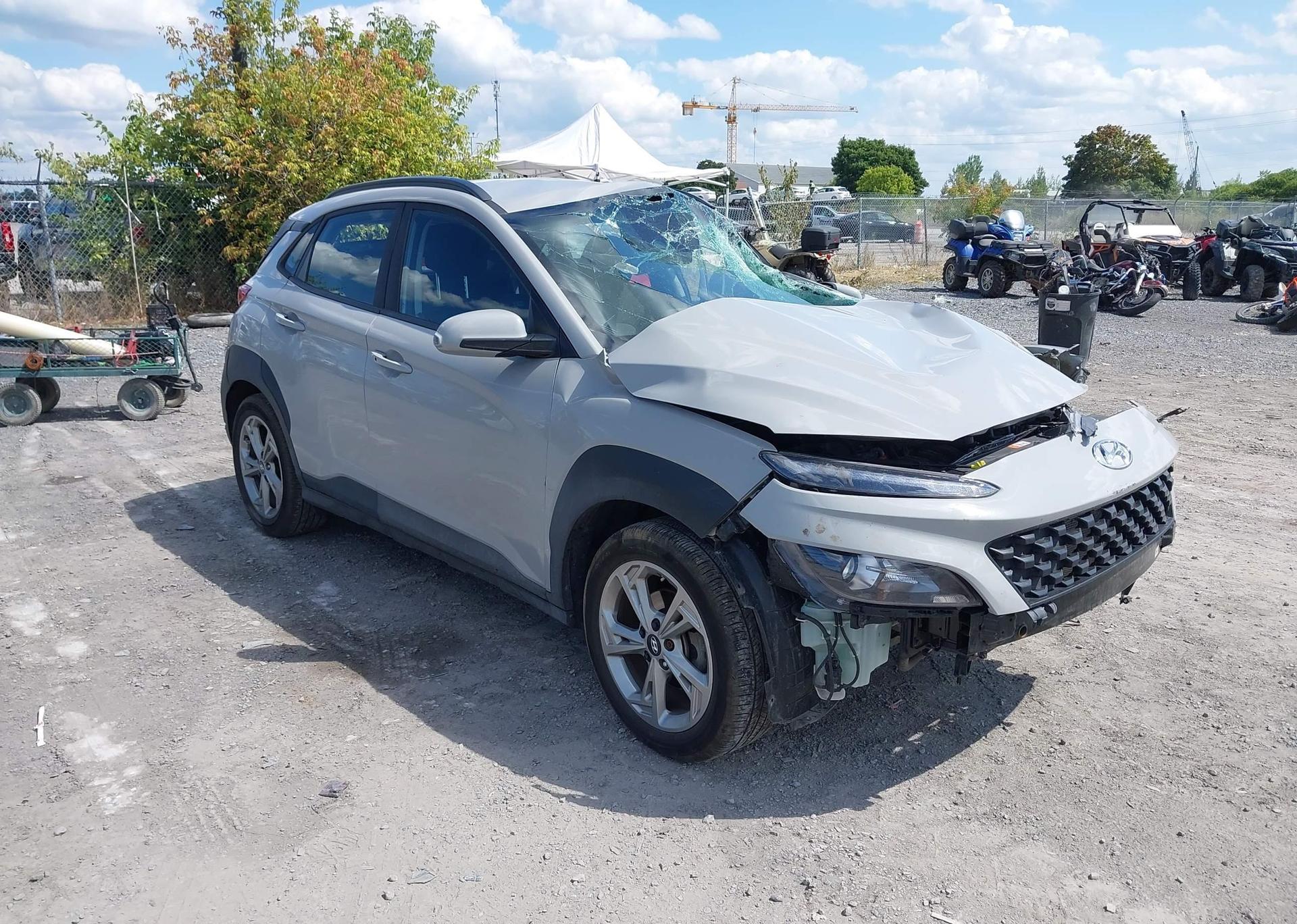 2023 HYUNDAI KONA SE