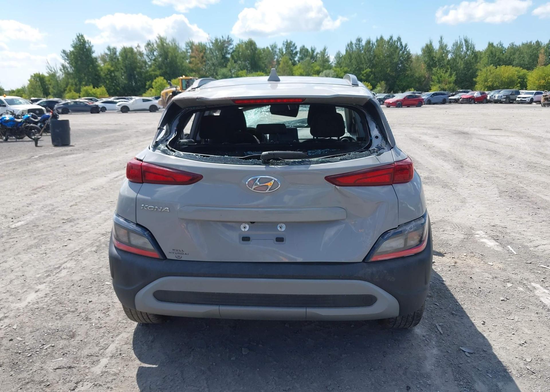 2023 HYUNDAI KONA SE