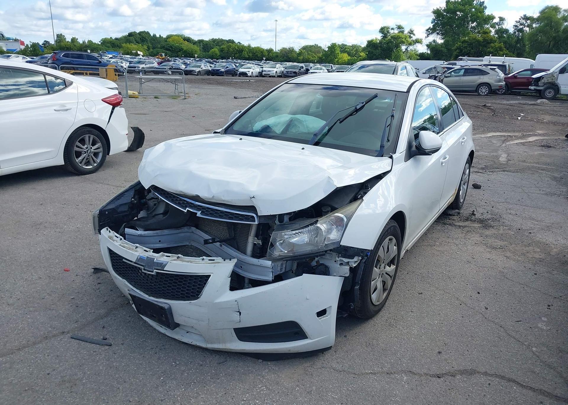 2014 CHEVROLET CRUZE LT