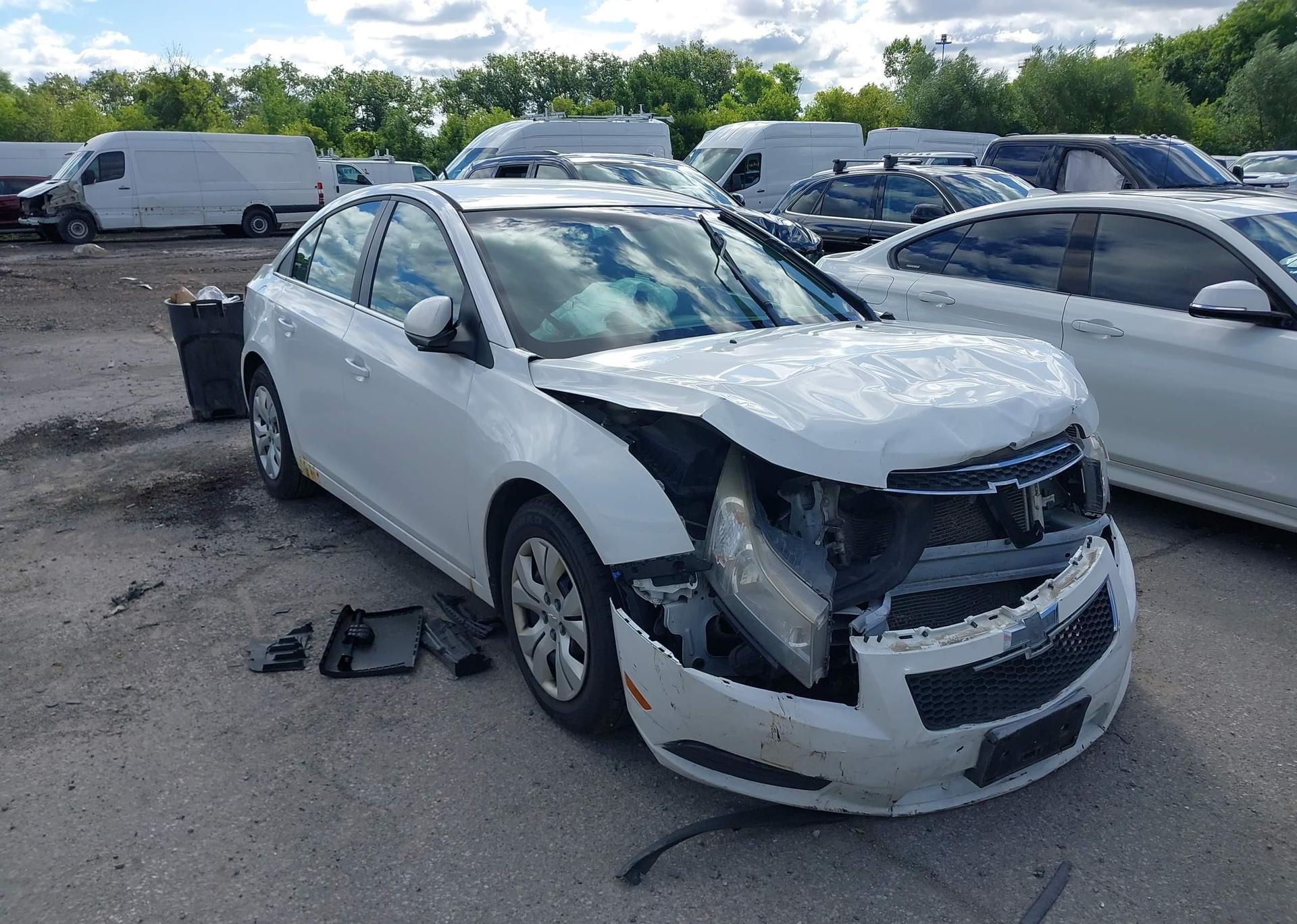 2014 CHEVROLET CRUZE LT