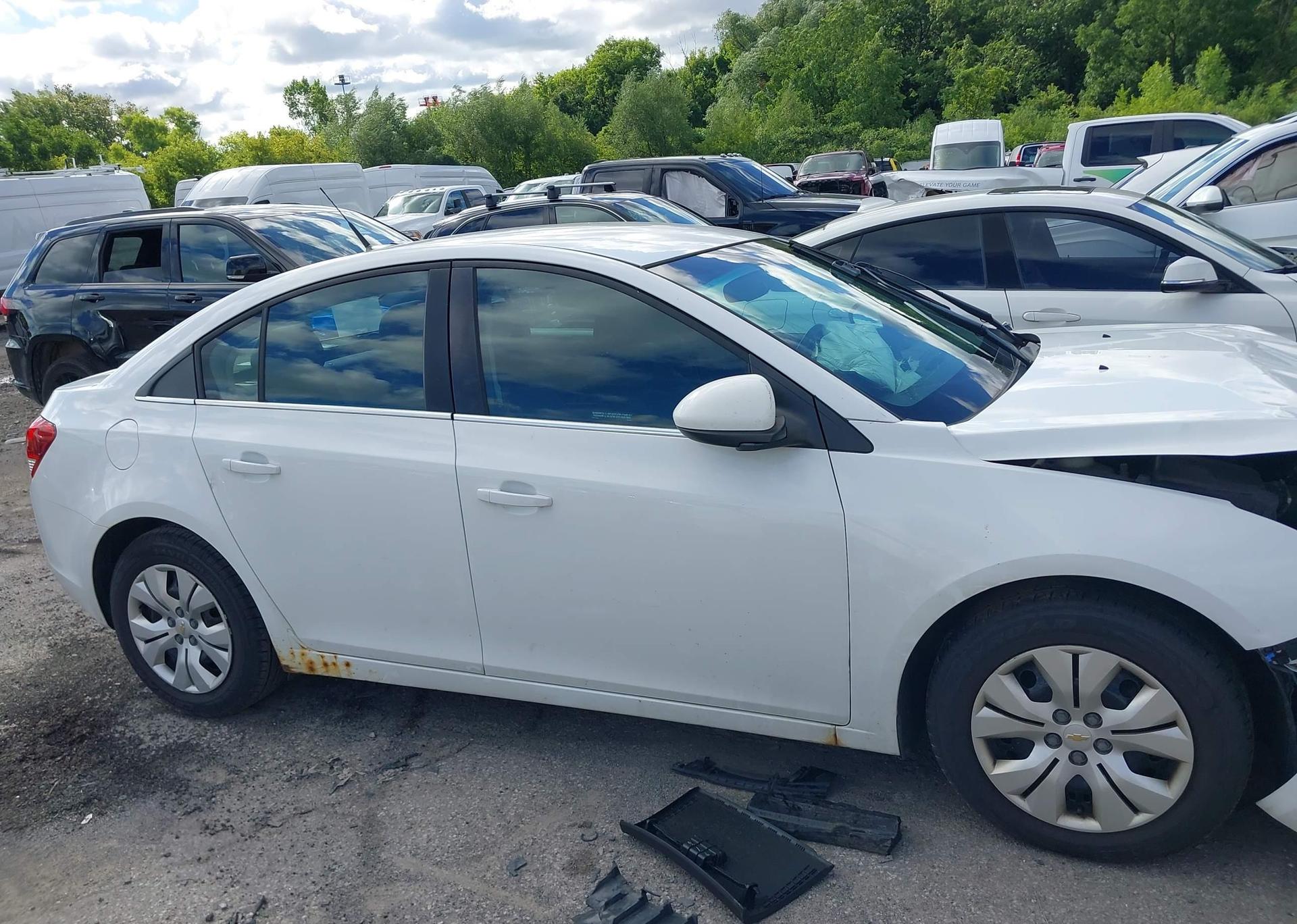 2014 CHEVROLET CRUZE LT