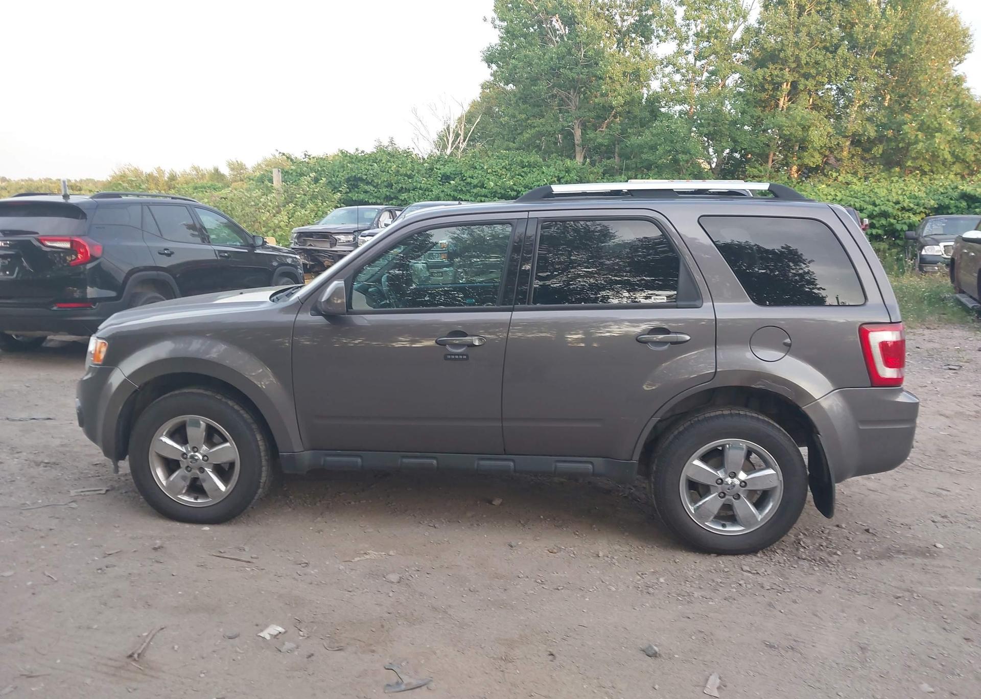 2012 FORD ESCAPE LIMITED