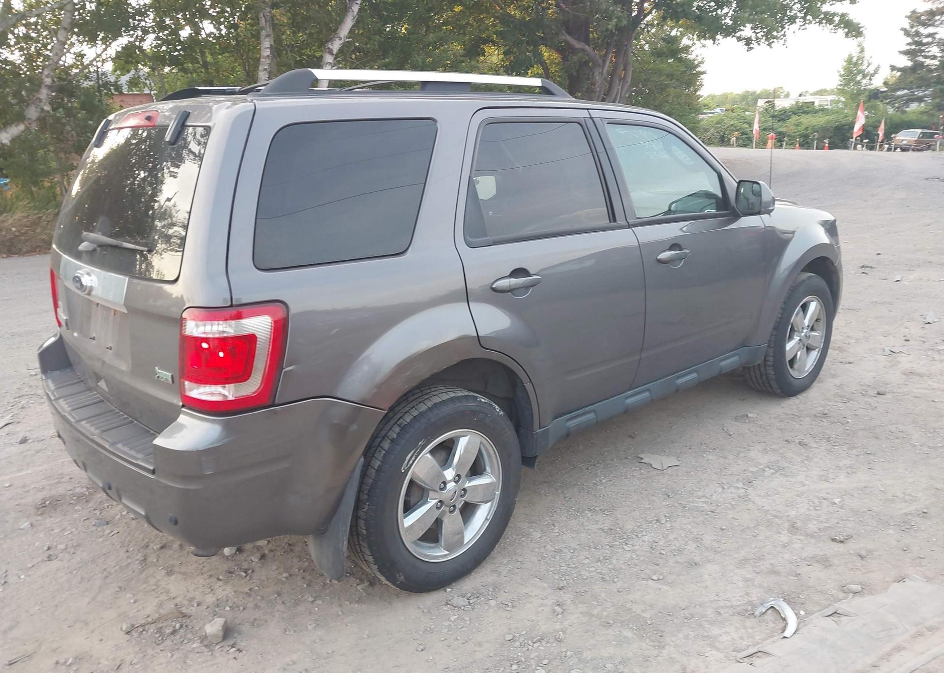 2012 FORD ESCAPE LIMITED