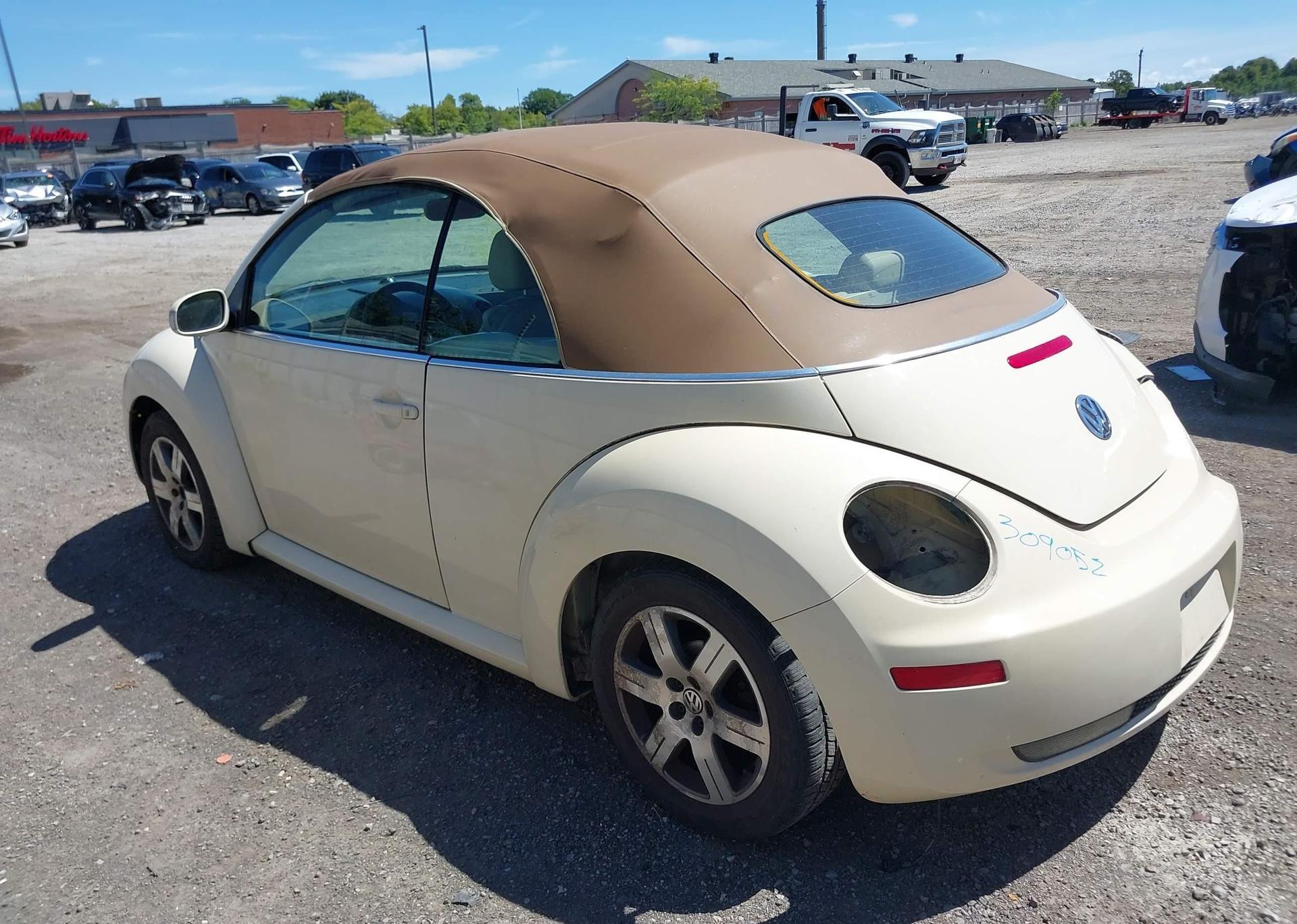 2008 VOLKSWAGEN NEW BEETLE 2.5L TRENDLINE