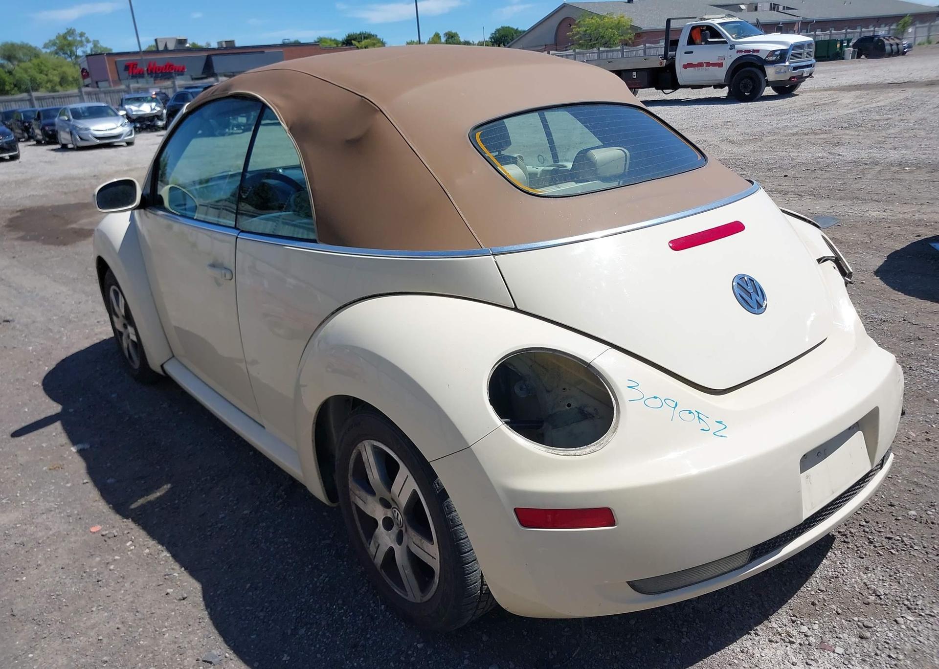 2008 VOLKSWAGEN NEW BEETLE 2.5L TRENDLINE