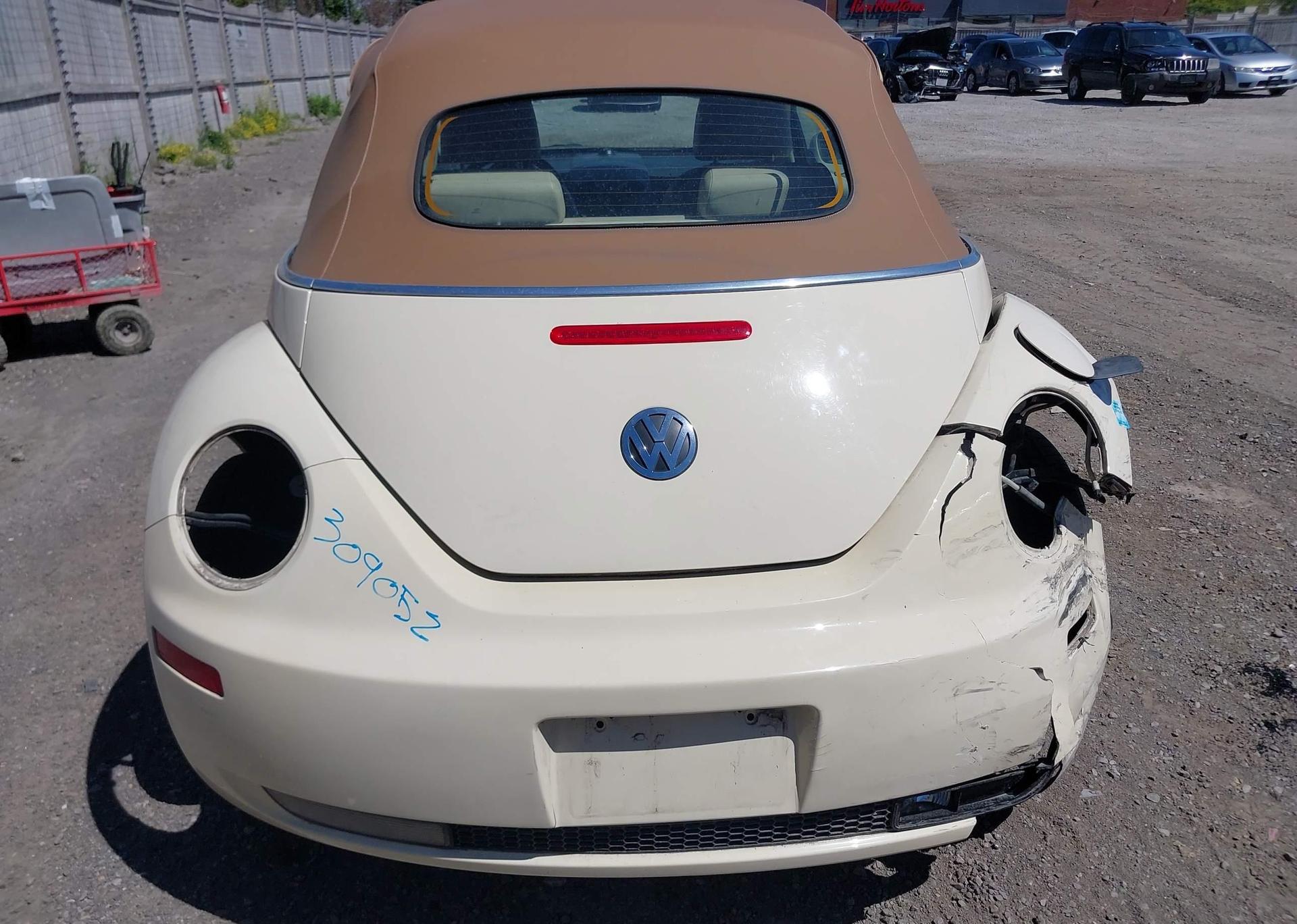 2008 VOLKSWAGEN NEW BEETLE 2.5L TRENDLINE