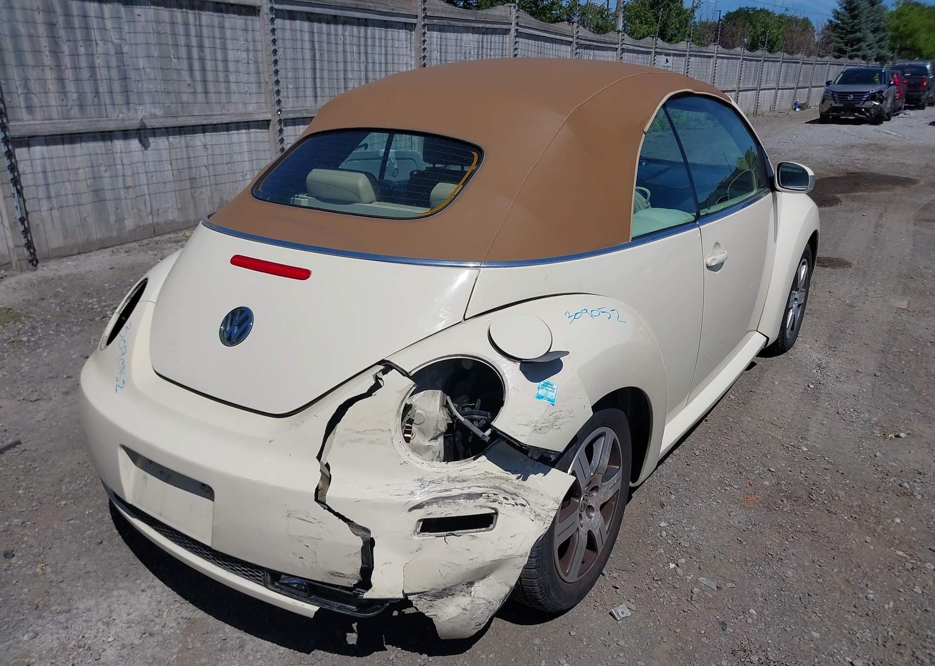 2008 VOLKSWAGEN NEW BEETLE 2.5L TRENDLINE