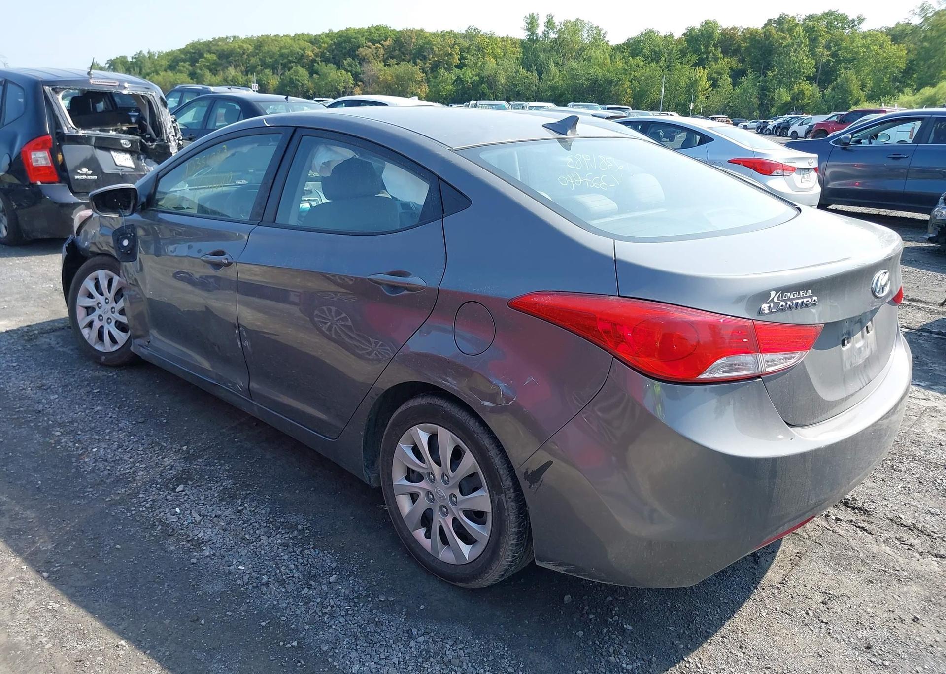 2013 HYUNDAI ELANTRA GLS