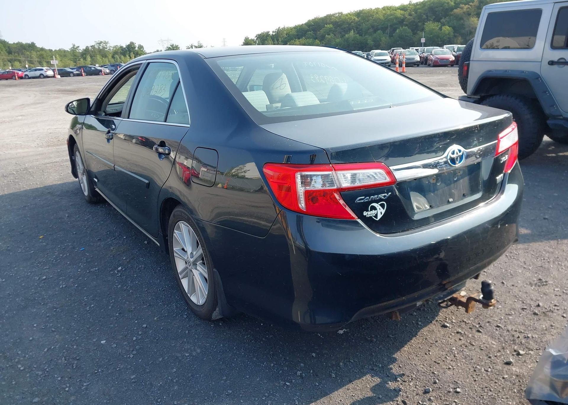 2013 TOYOTA CAMRY HYBRID