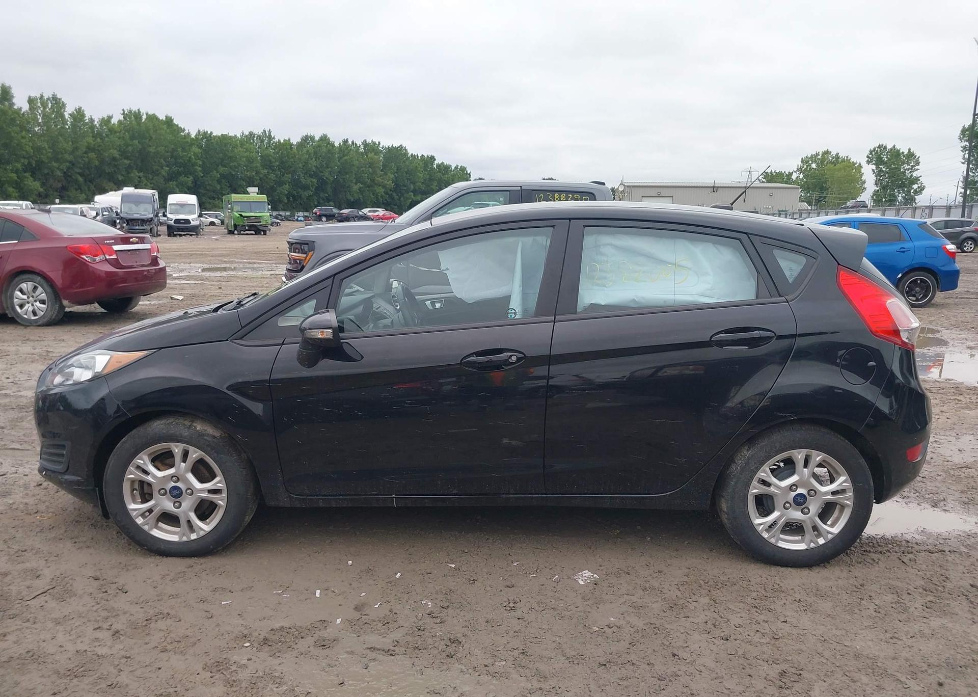 2016 FORD FIESTA SE