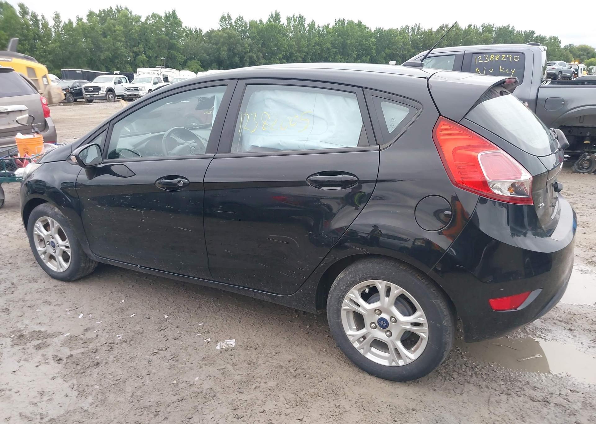 2016 FORD FIESTA SE