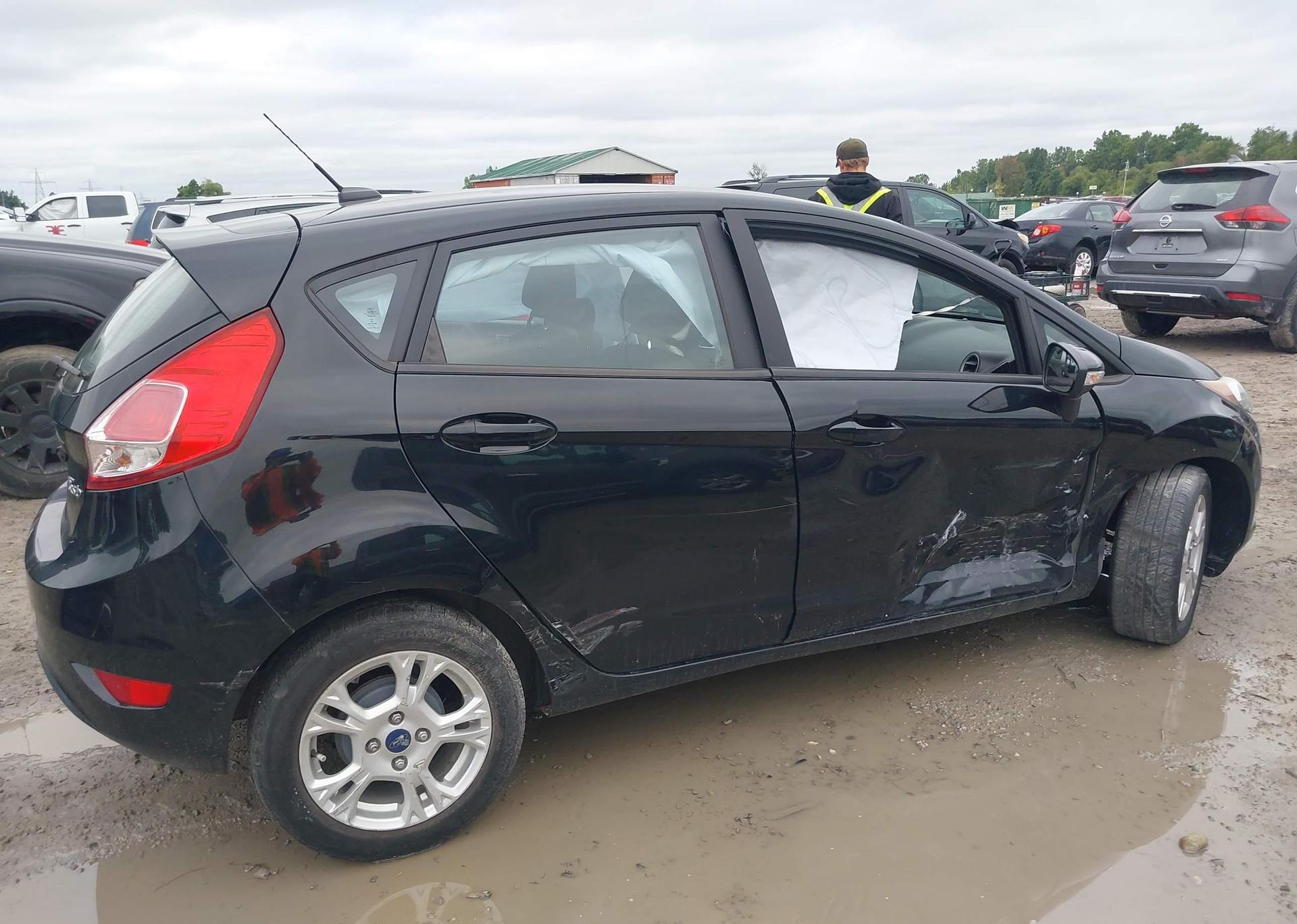 2016 FORD FIESTA SE