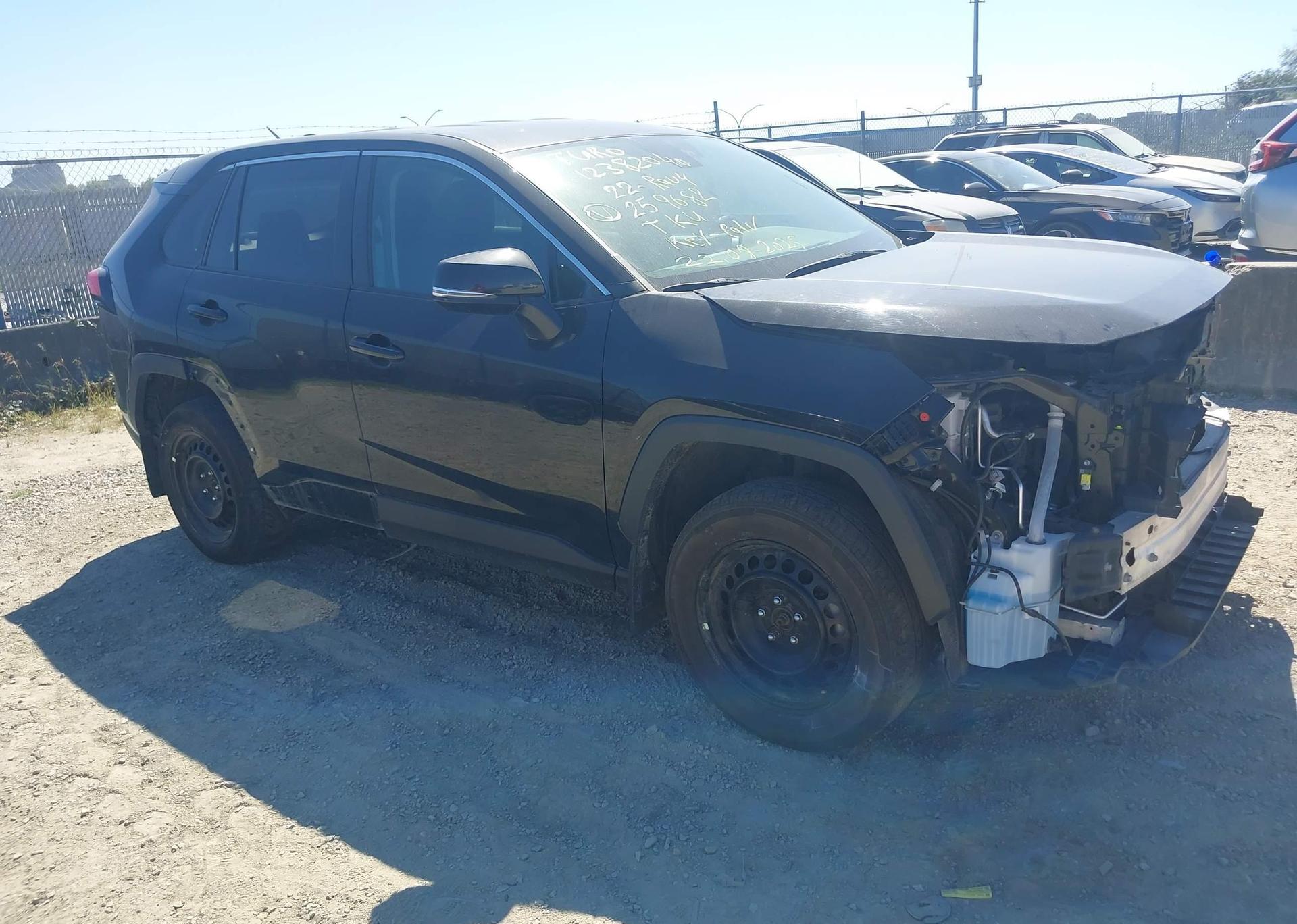 2022 TOYOTA RAV4 LE