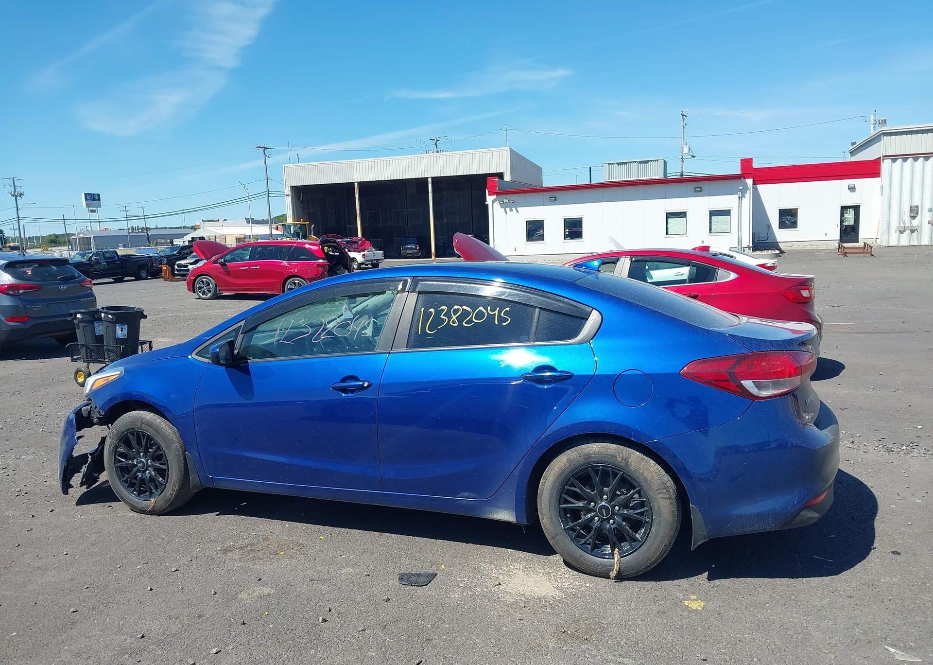 2017 KIA FORTE LX