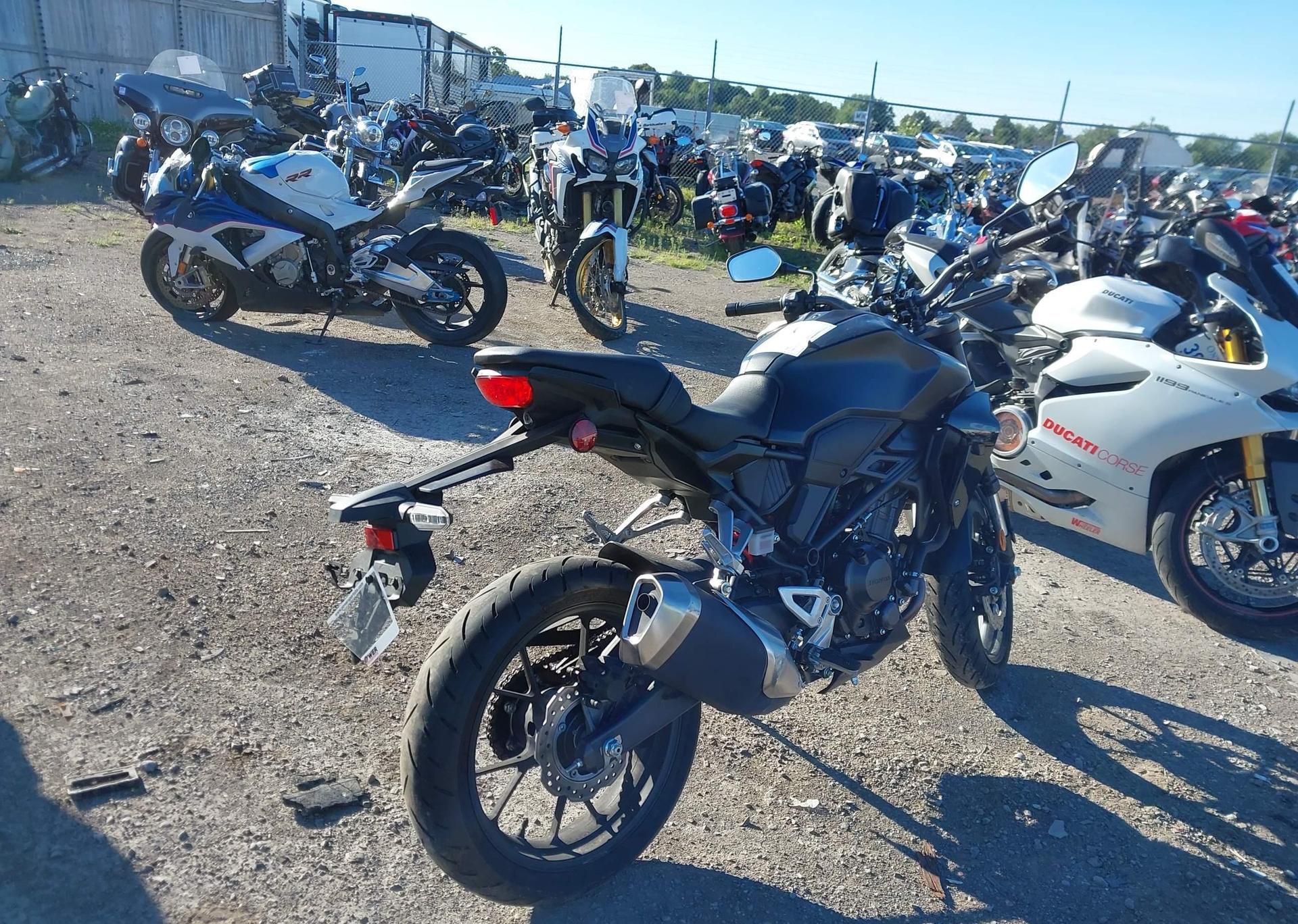2024 HONDA CB300 RA