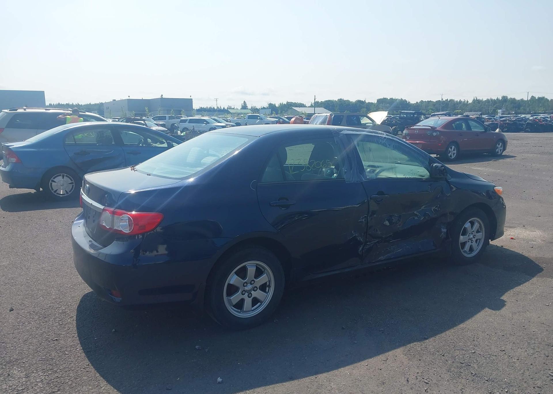 2013 TOYOTA COROLLA S