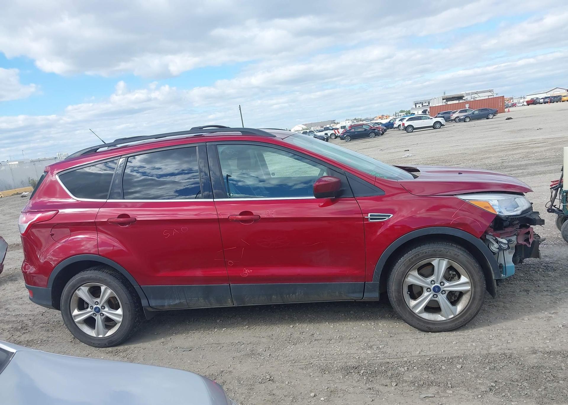 2014 FORD ESCAPE SE