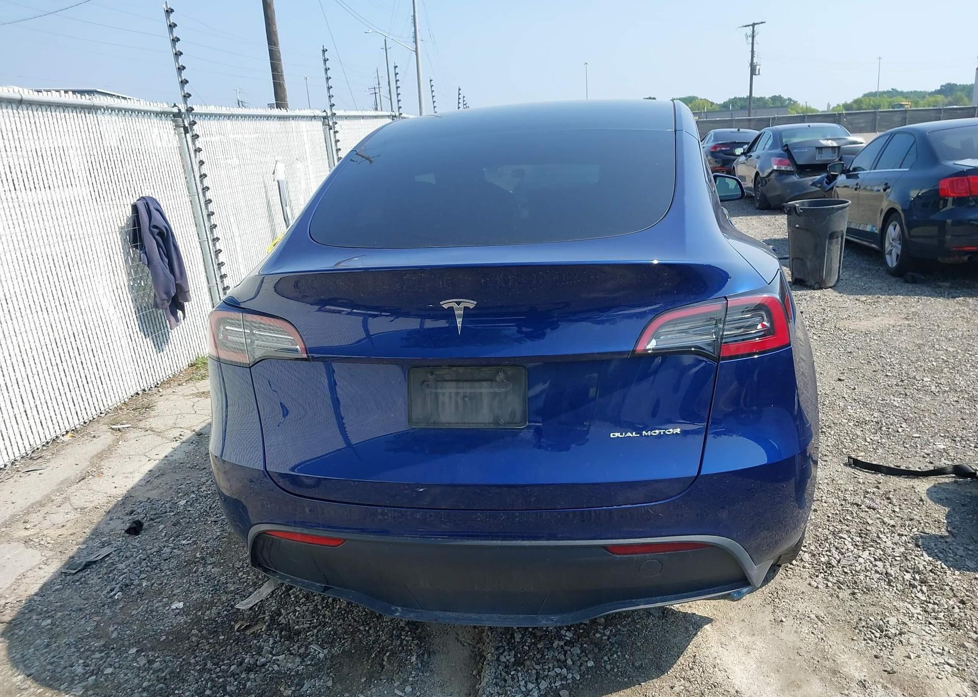 2023 TESLA MODEL Y LONG RANGE