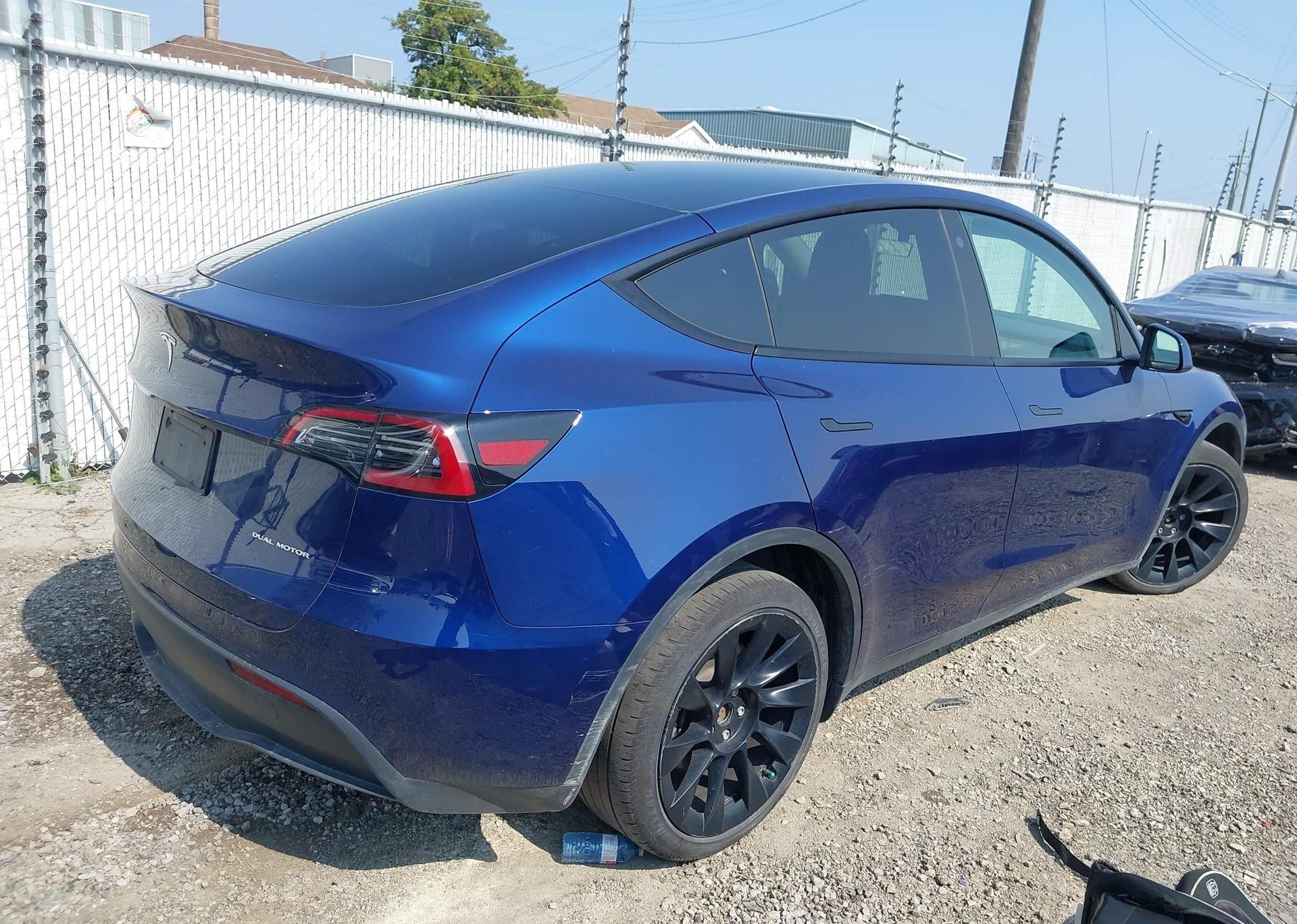 2023 TESLA MODEL Y LONG RANGE