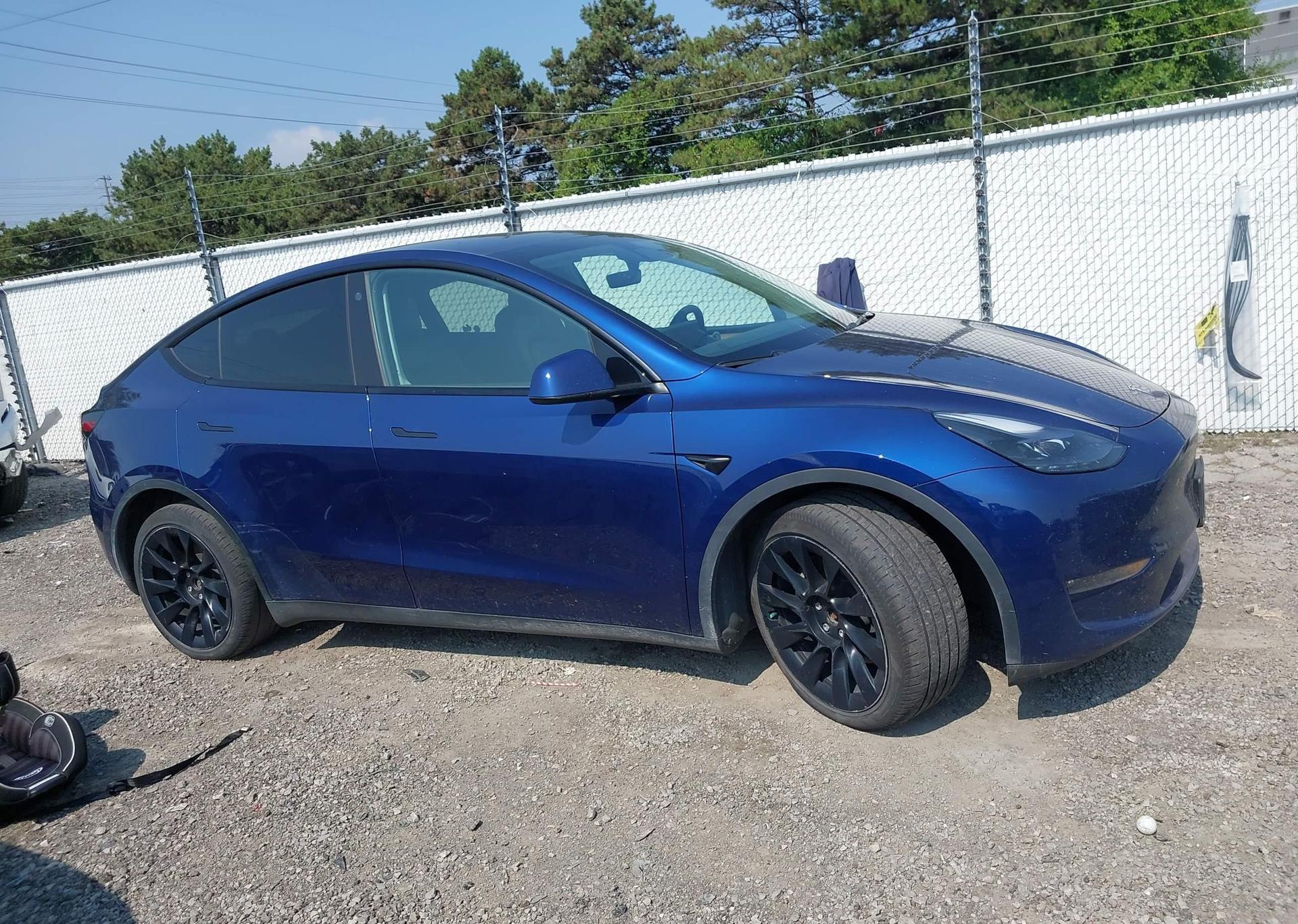 2023 TESLA MODEL Y LONG RANGE