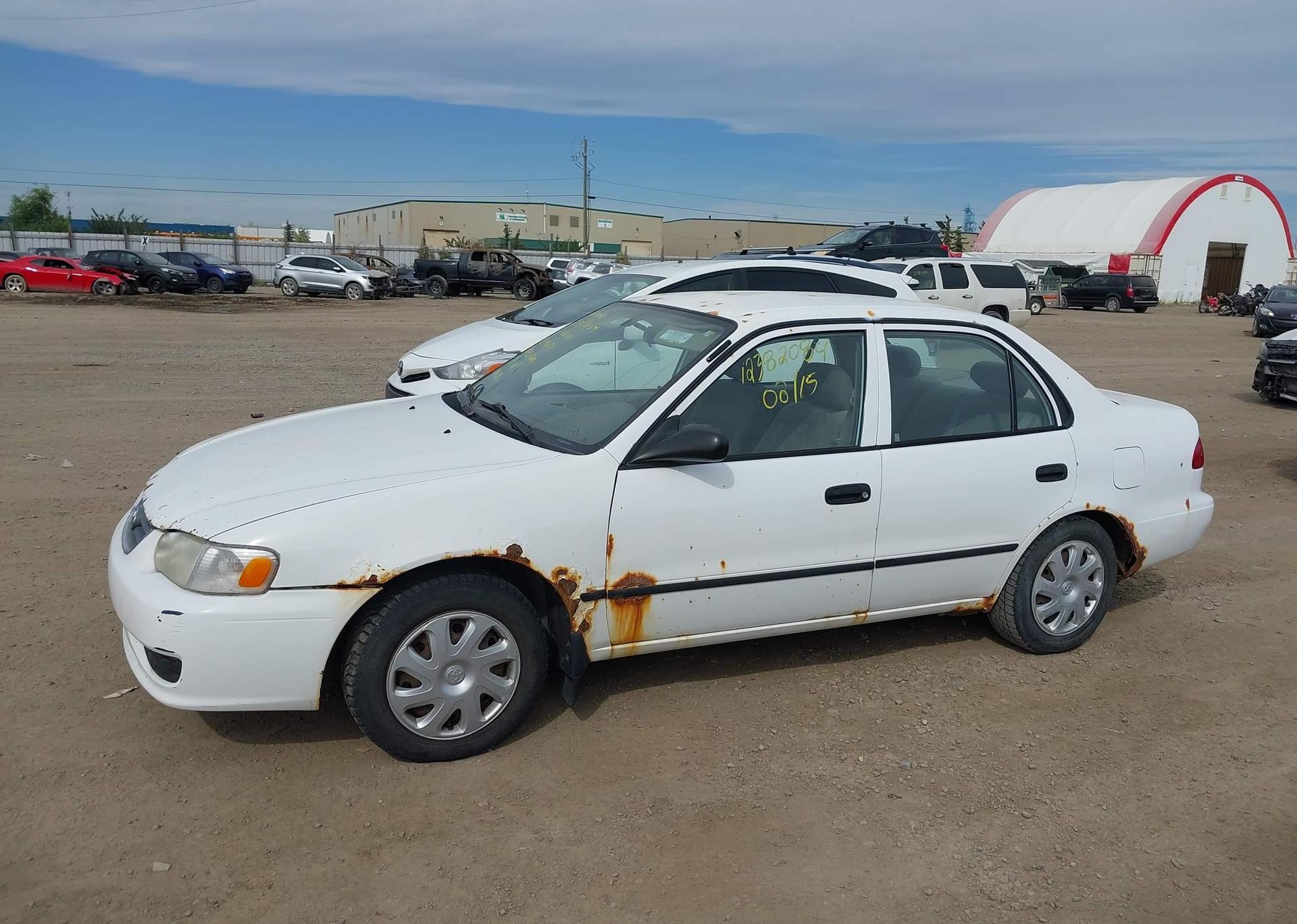 2001 TOYOTA COROLLA CE