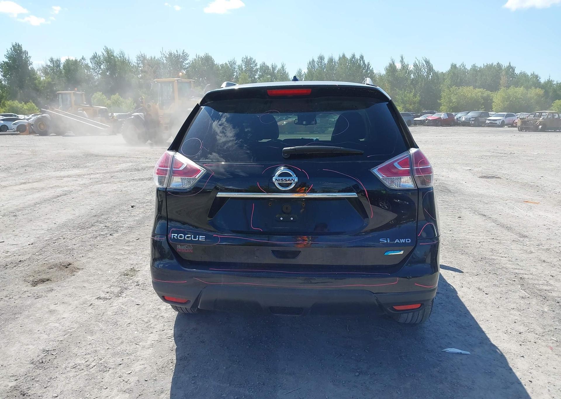 2015 NISSAN ROGUE S