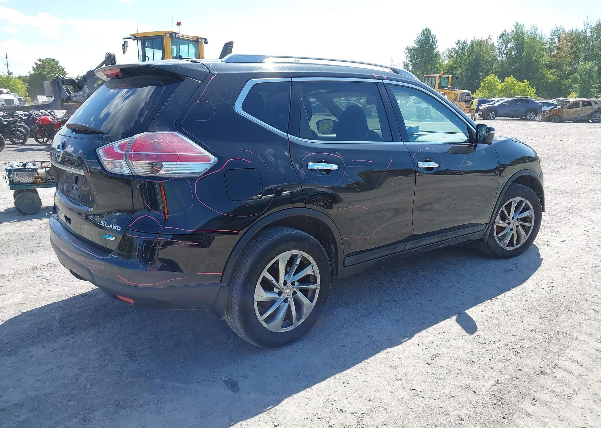 2015 NISSAN ROGUE S
