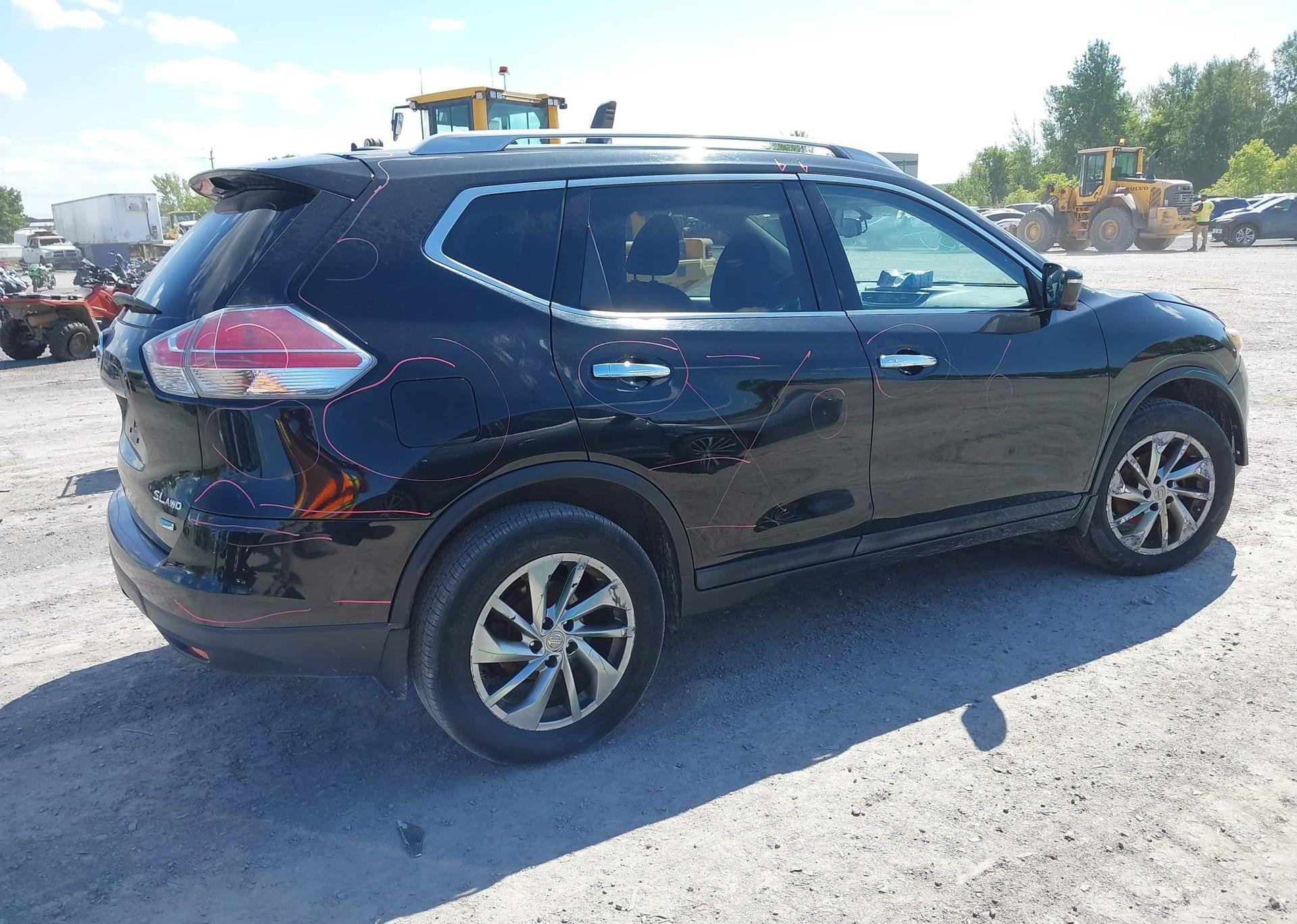 2015 NISSAN ROGUE S