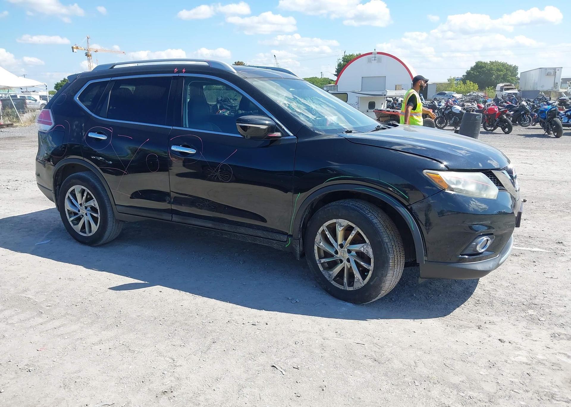 2015 NISSAN ROGUE S
